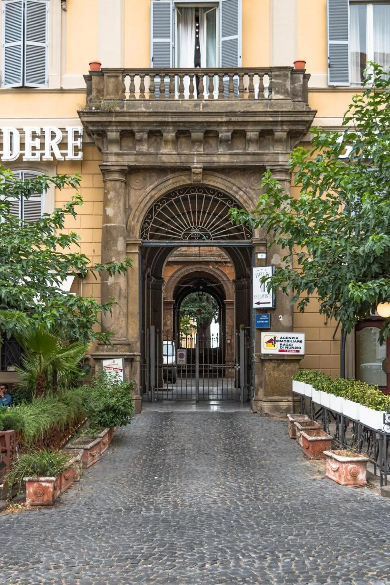 Facade/entrance in Antica Terrazza Frascati