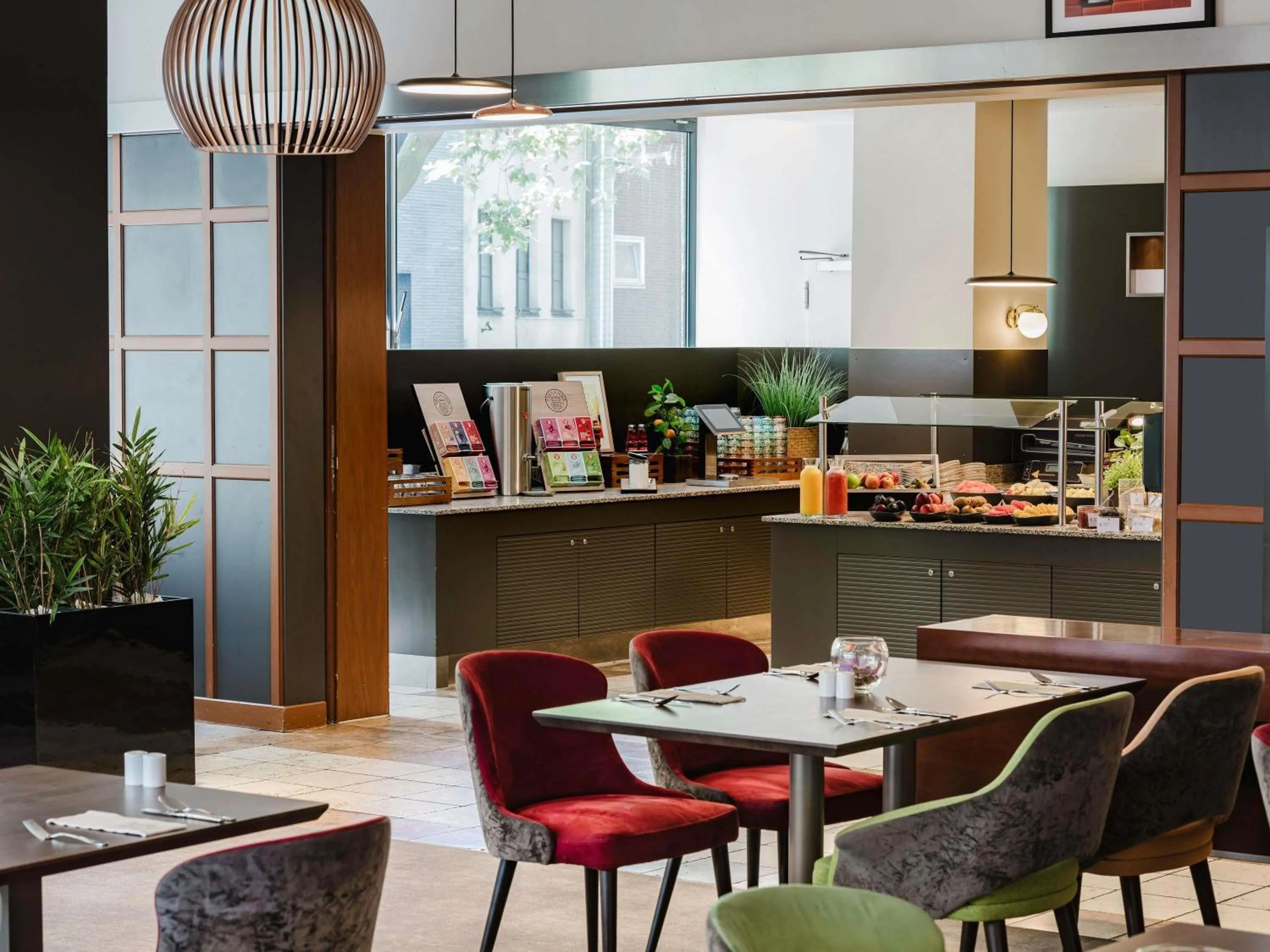 Breakfast in Hotel Mondial am Dom Cologne MGallery