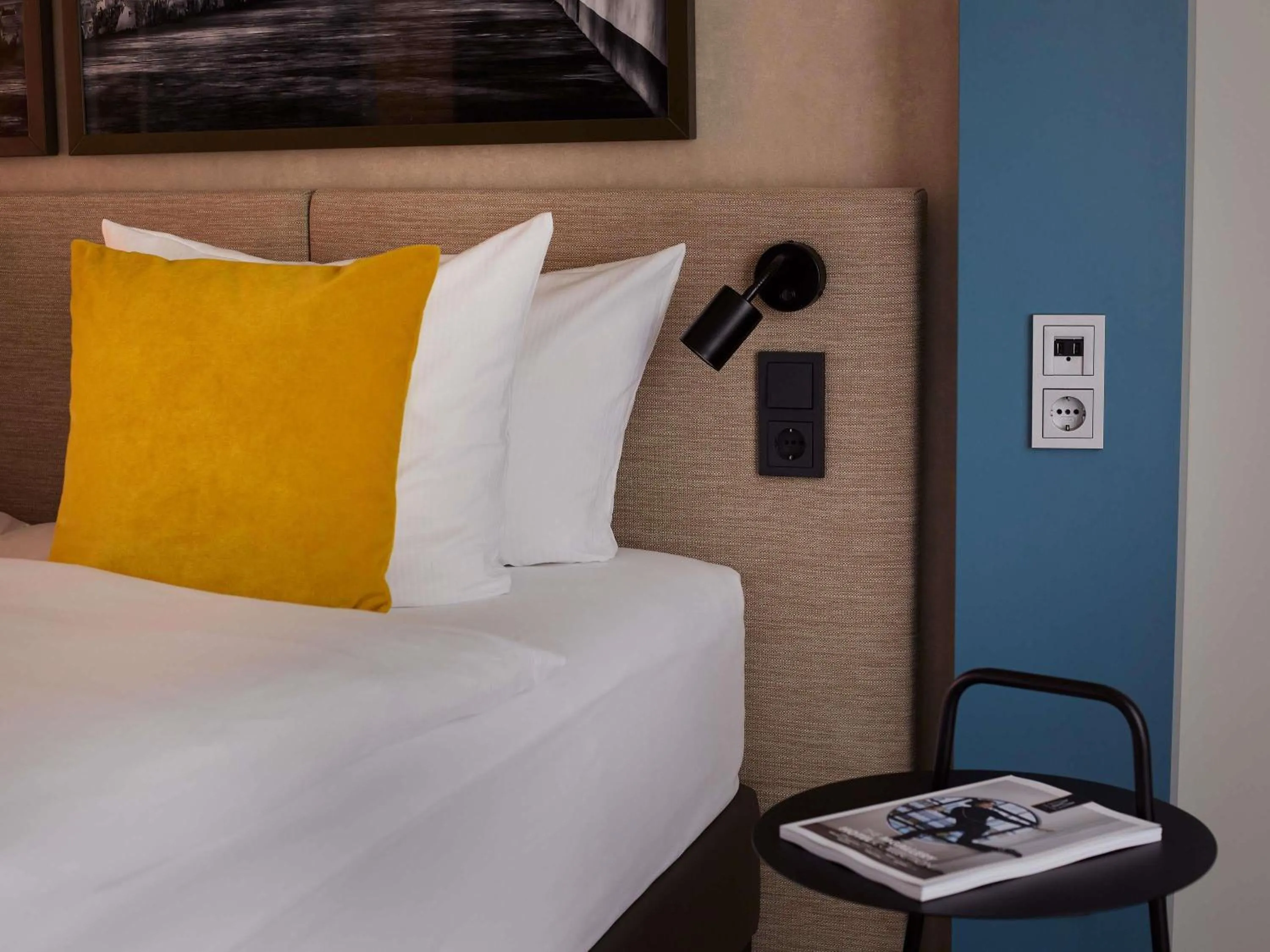 Bedroom, Bed in Hotel Mondial am Dom Cologne MGallery