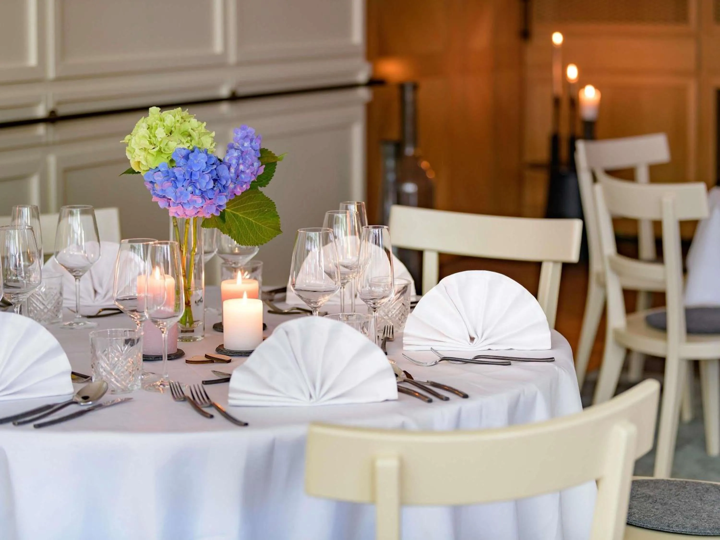 wedding in Hotel Mondial am Dom Cologne MGallery