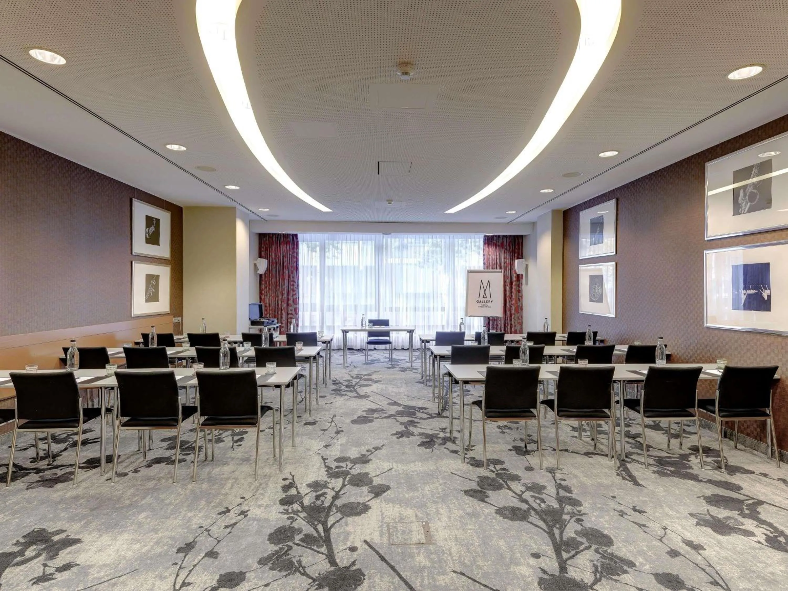 Meeting/conference room in Hotel Mondial am Dom Cologne MGallery