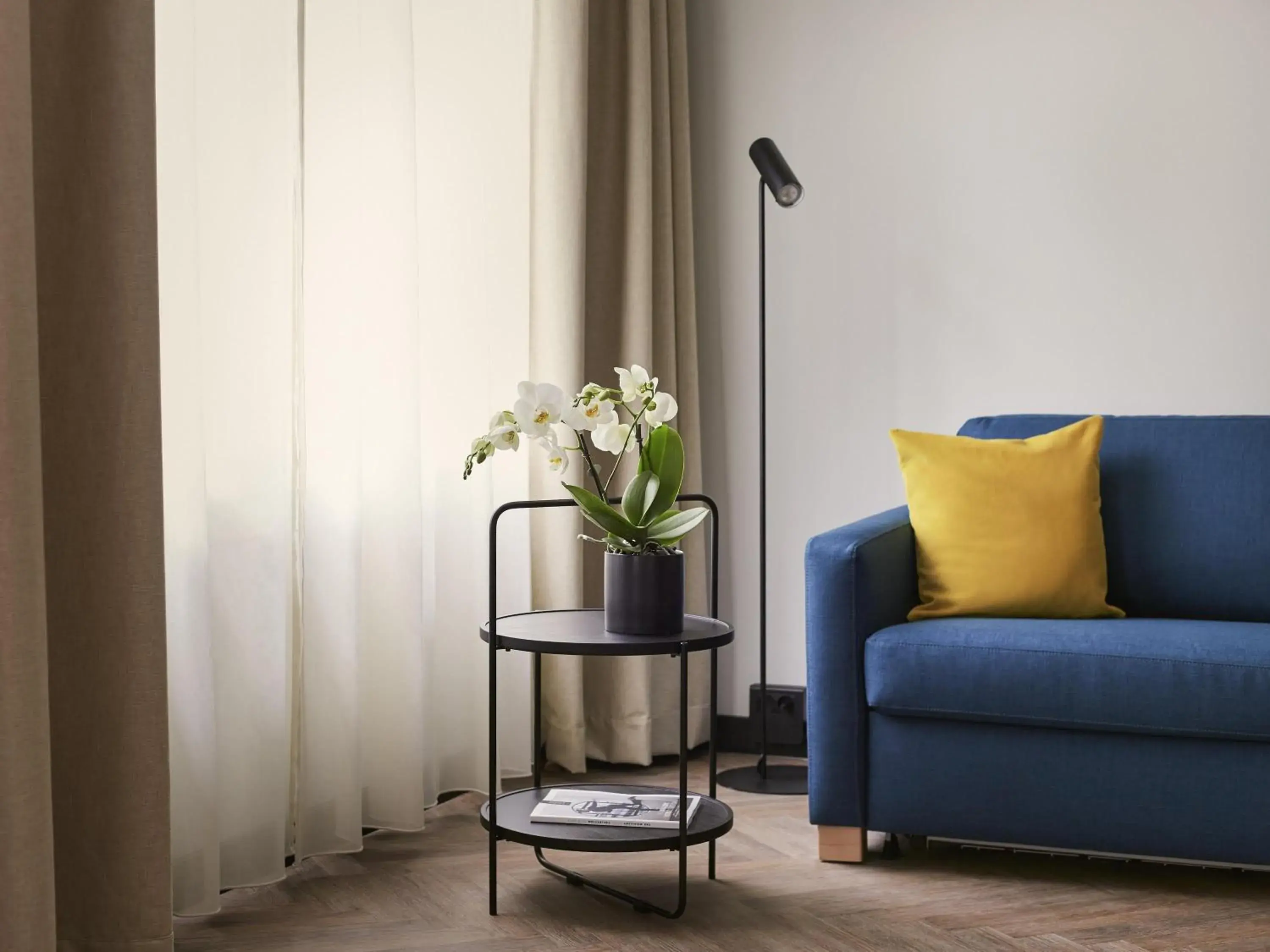 Bedroom in Hotel Mondial am Dom Cologne MGallery Bedroom in Hotel Mondial am Dom Cologne MGallery