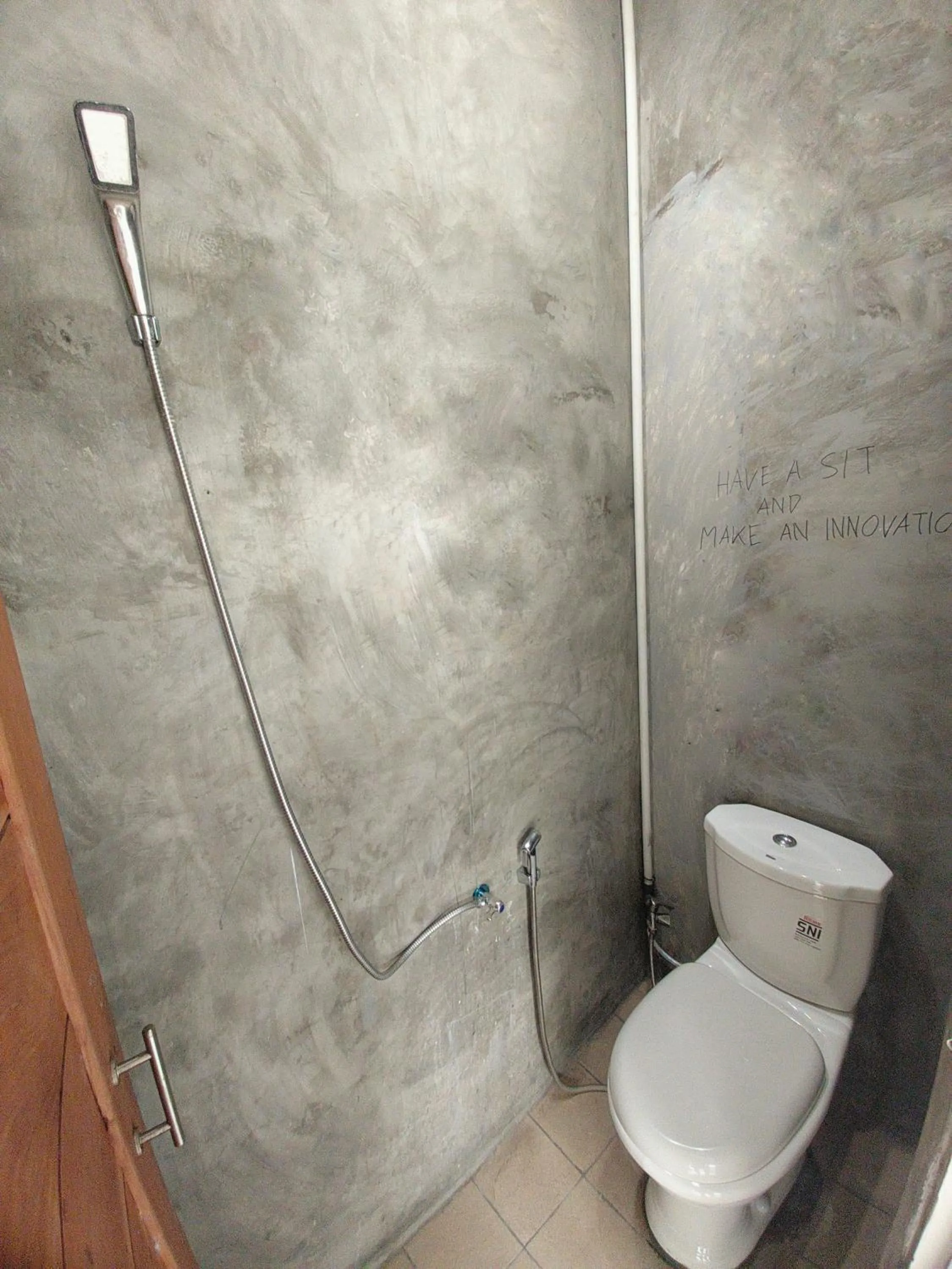 Toilet in Reeneo Guesthouse