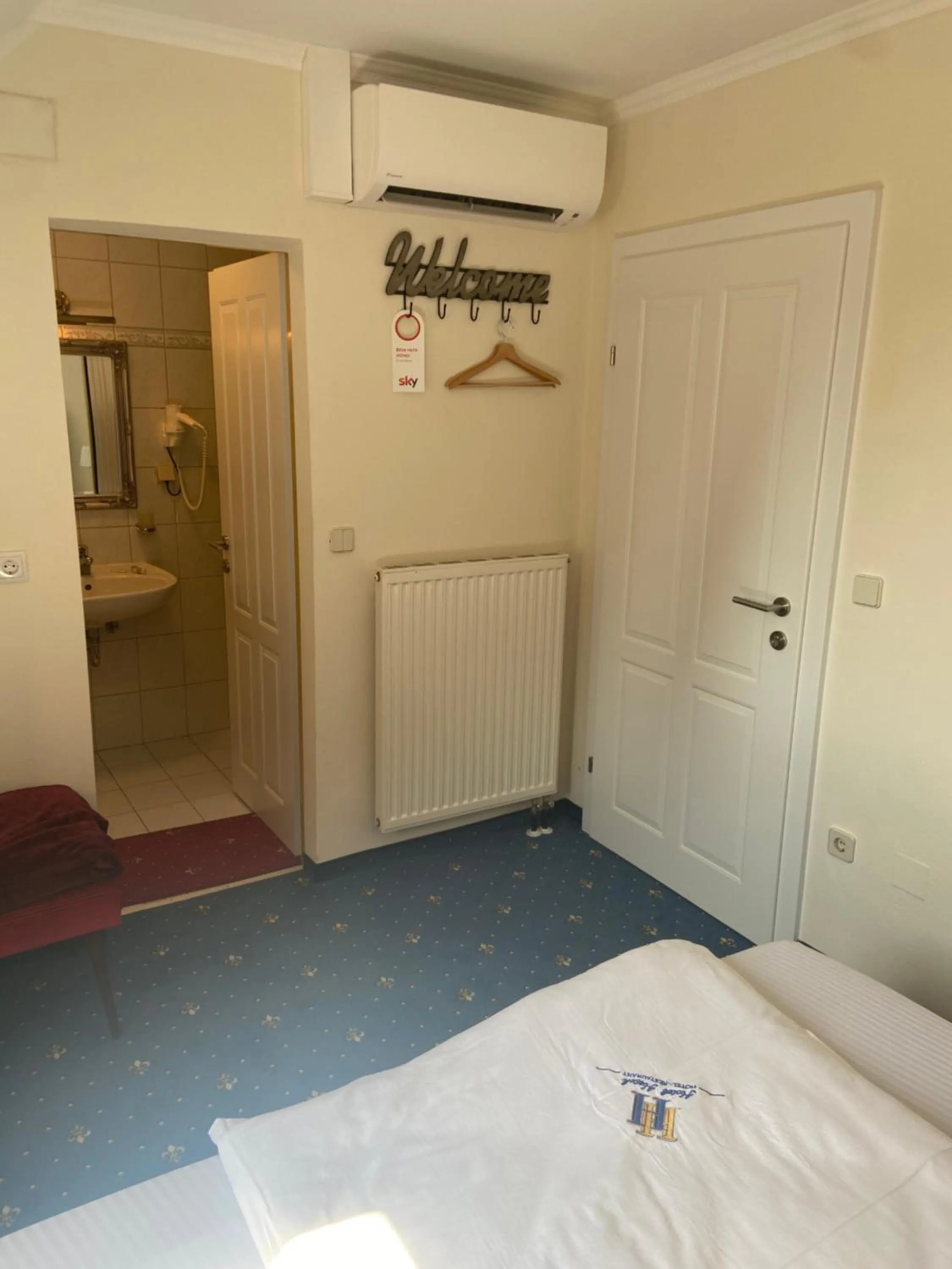 Bed in Hotel Restaurant Hesch