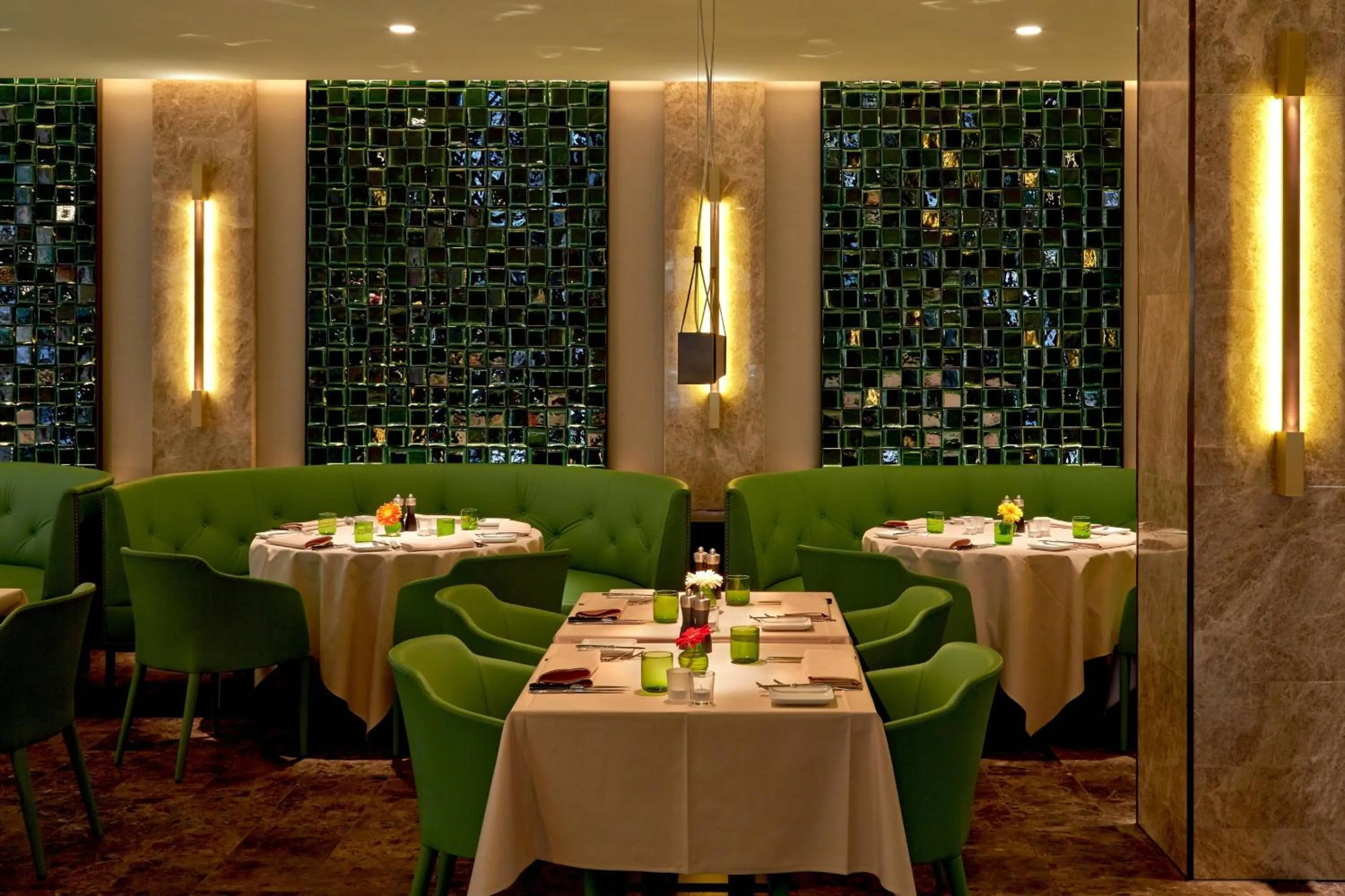 Restaurant/places to eat in Gewandhaus Dresden, Autograph Collection