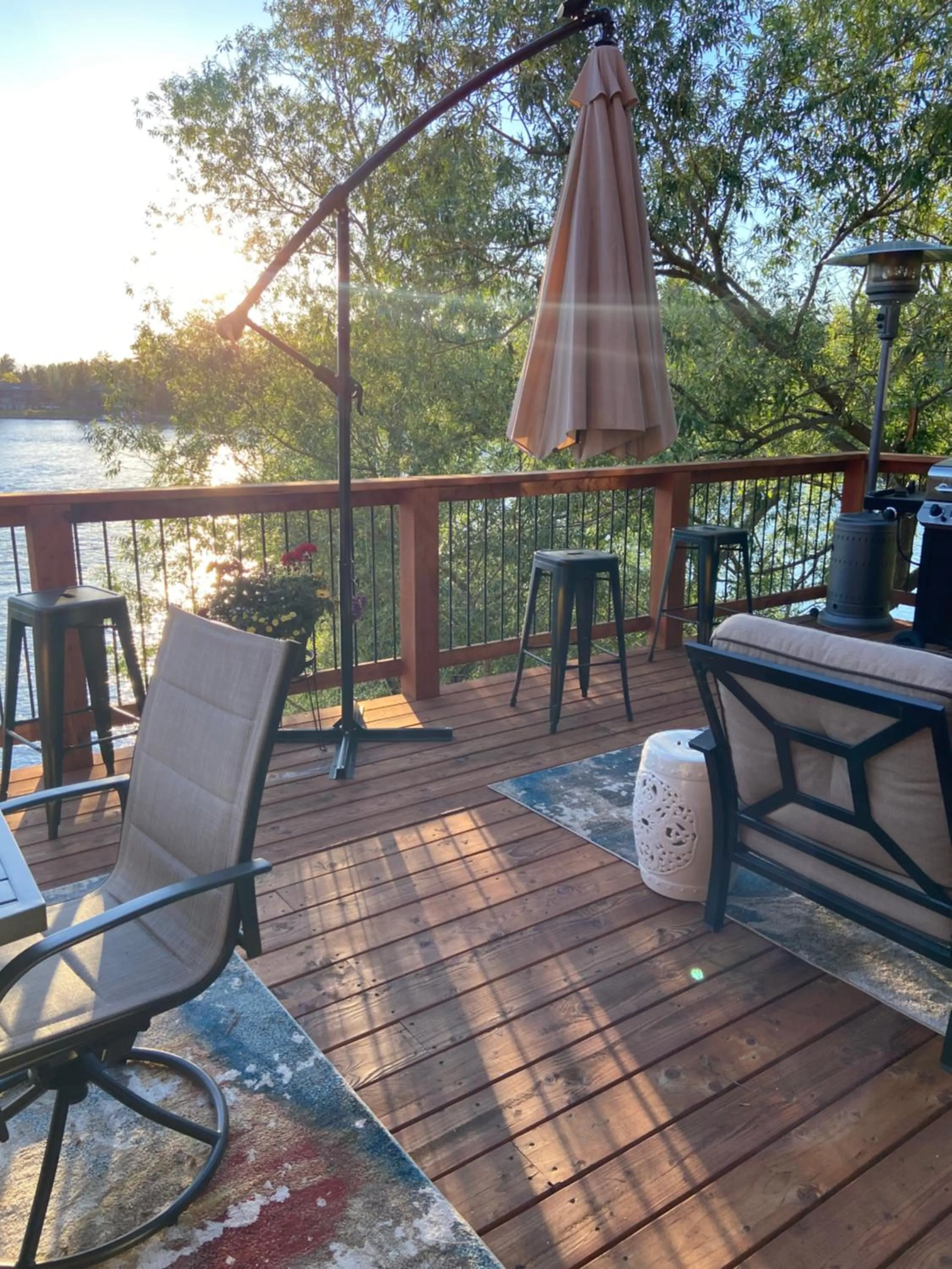 Balcony/Terrace in THE INN Bigfork Bay