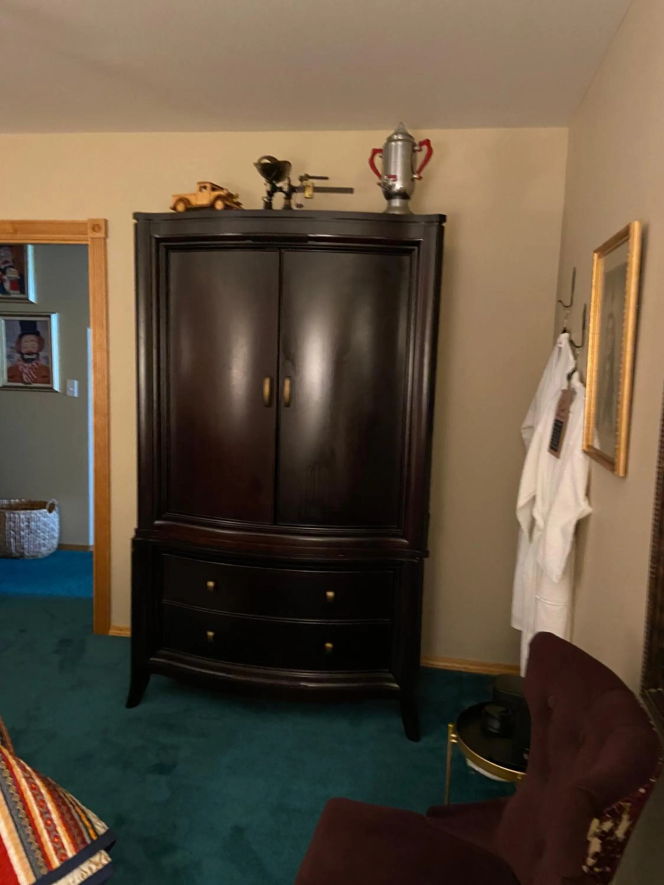 wardrobe in THE INN Bigfork Bay