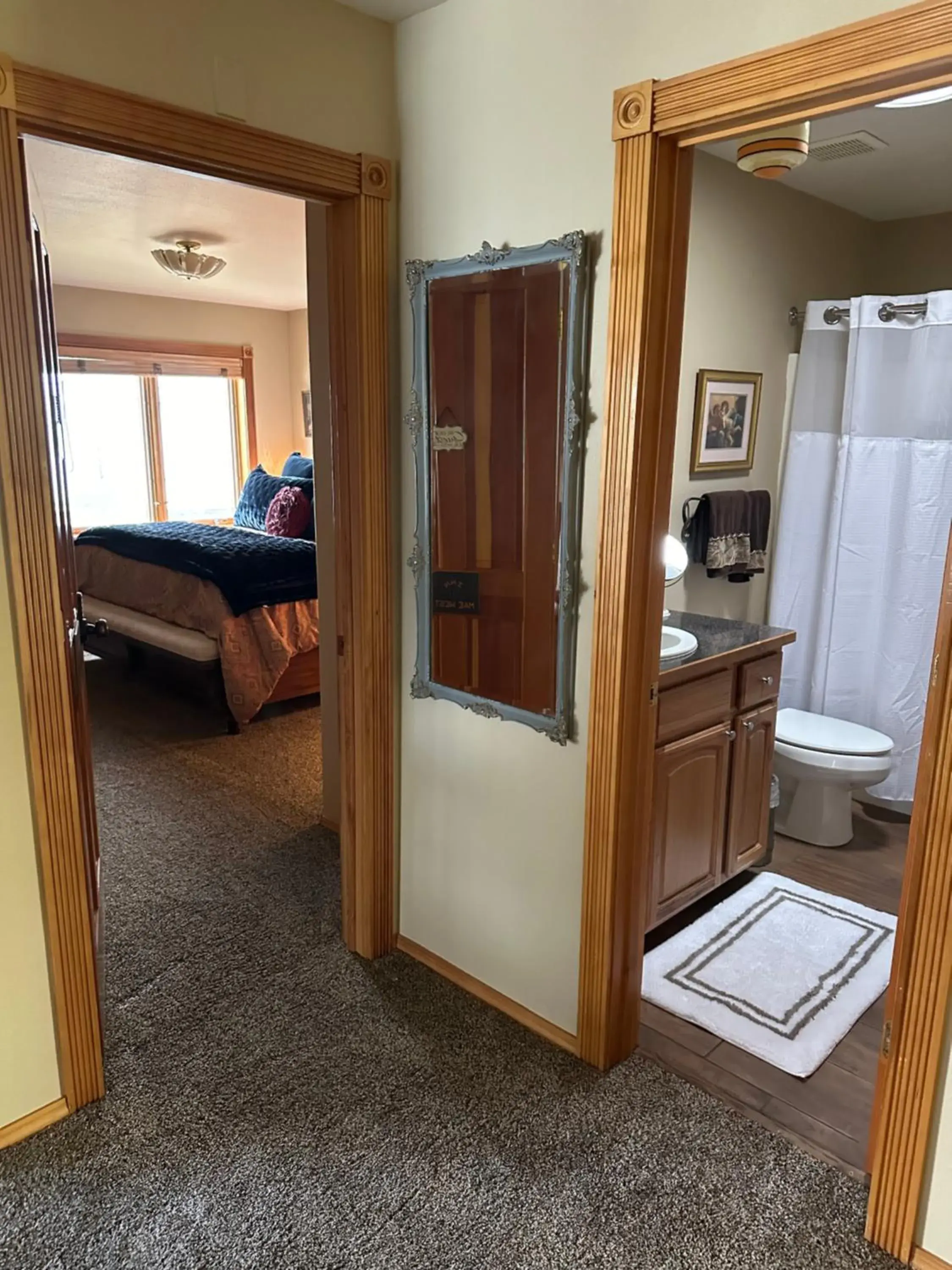 King Suite in THE INN Bigfork Bay King Suite in THE INN Bigfork Bay