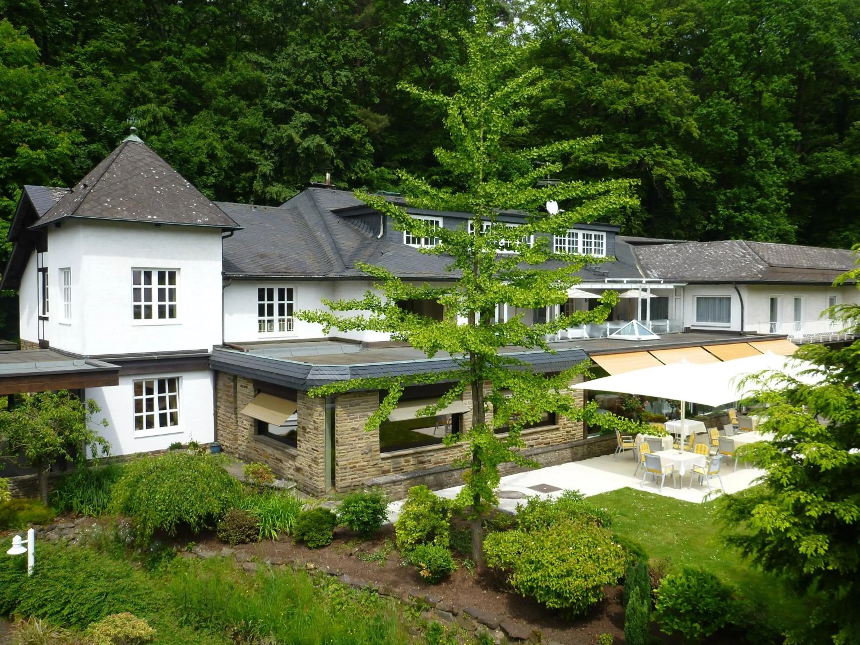 Property building in Romantik Waldhotel Mangold