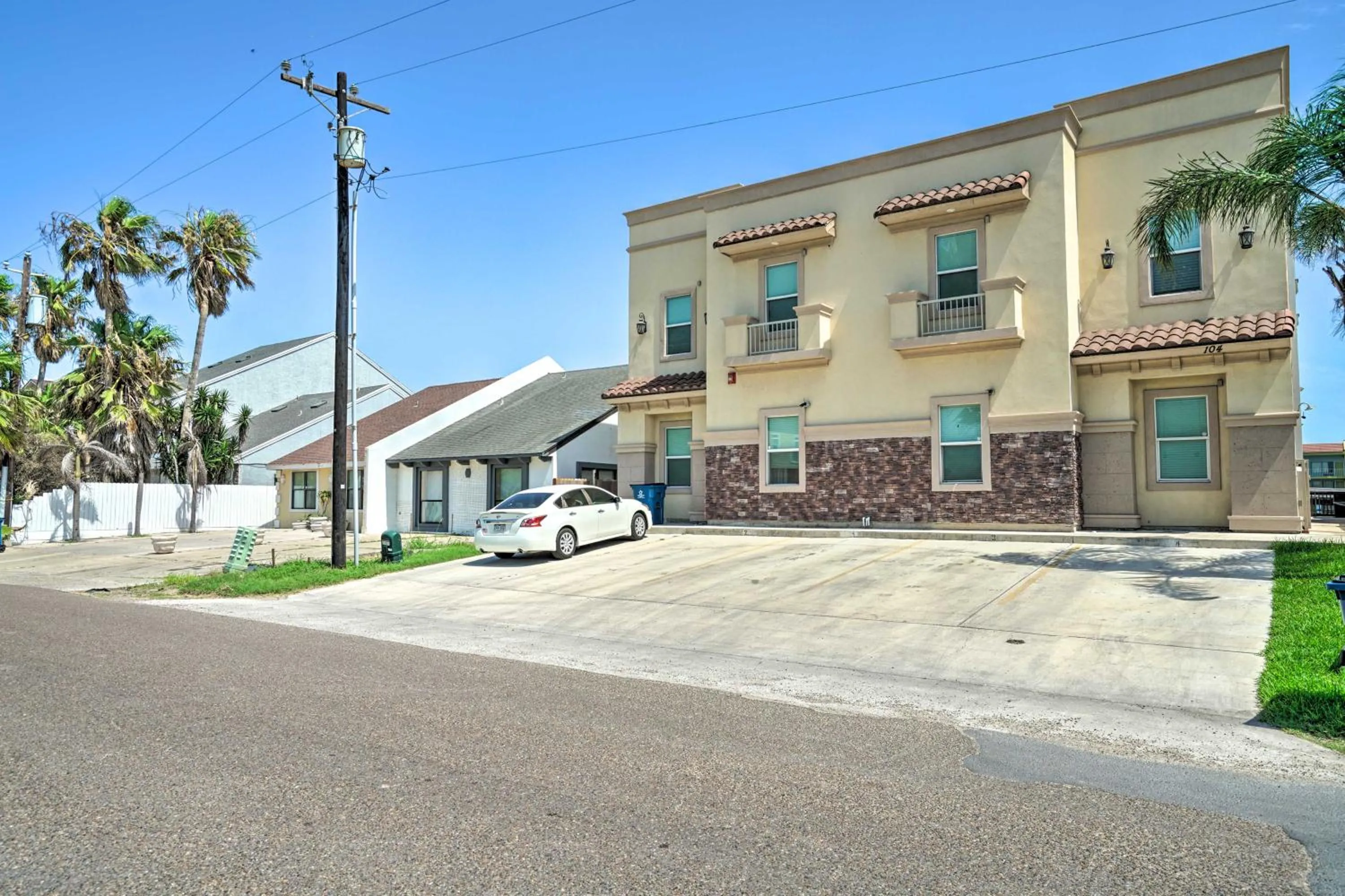 Updated Fiesta Isles Condo with Bay Views and Pool!