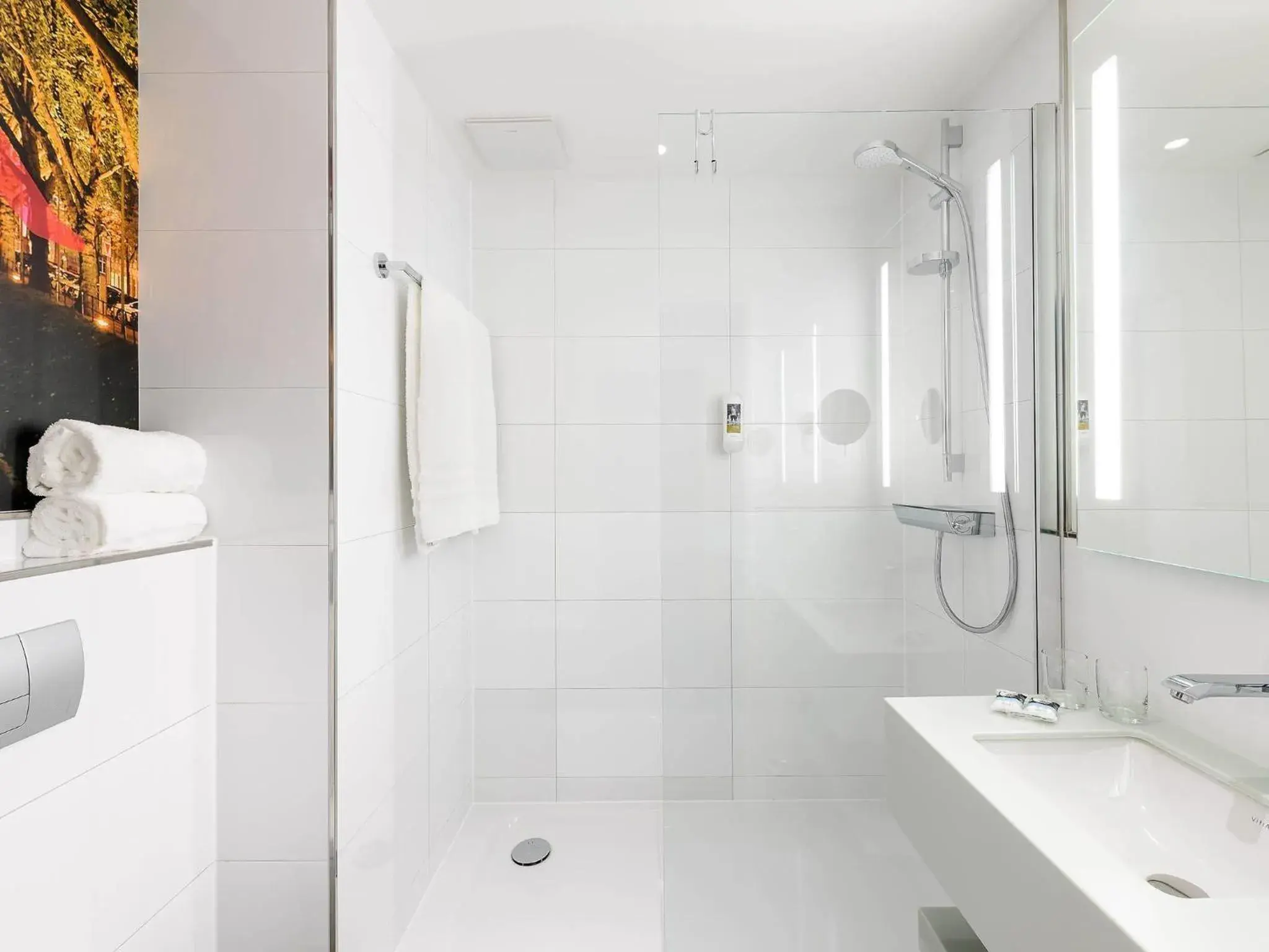 Bedroom in Mercure Hotel Düsseldorf Zentrum Bedroom in Mercure Hotel Düsseldorf Zentrum