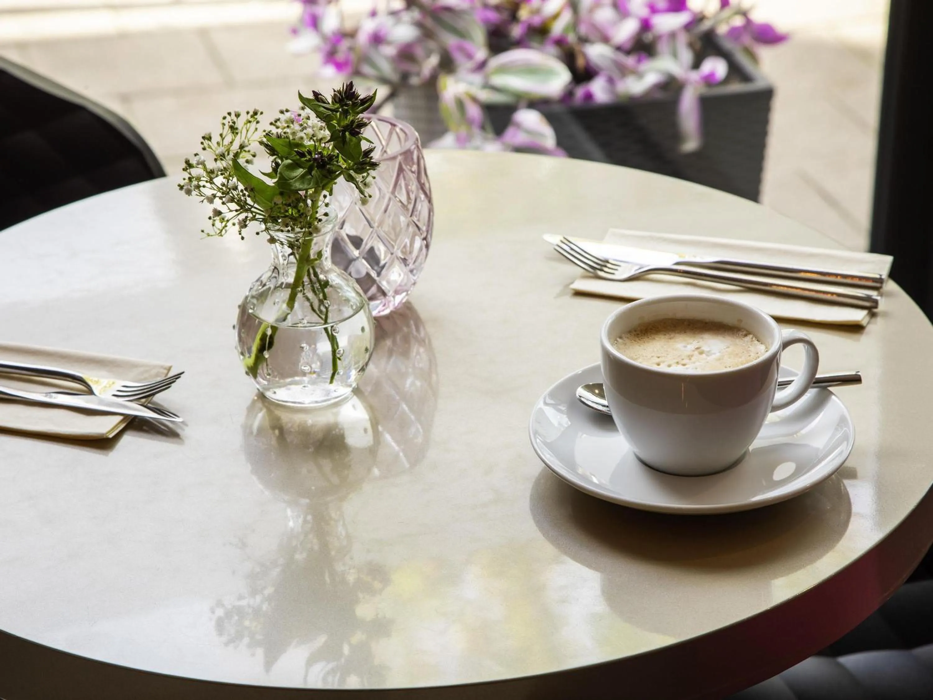 Breakfast in Mercure Hotel Düsseldorf Zentrum