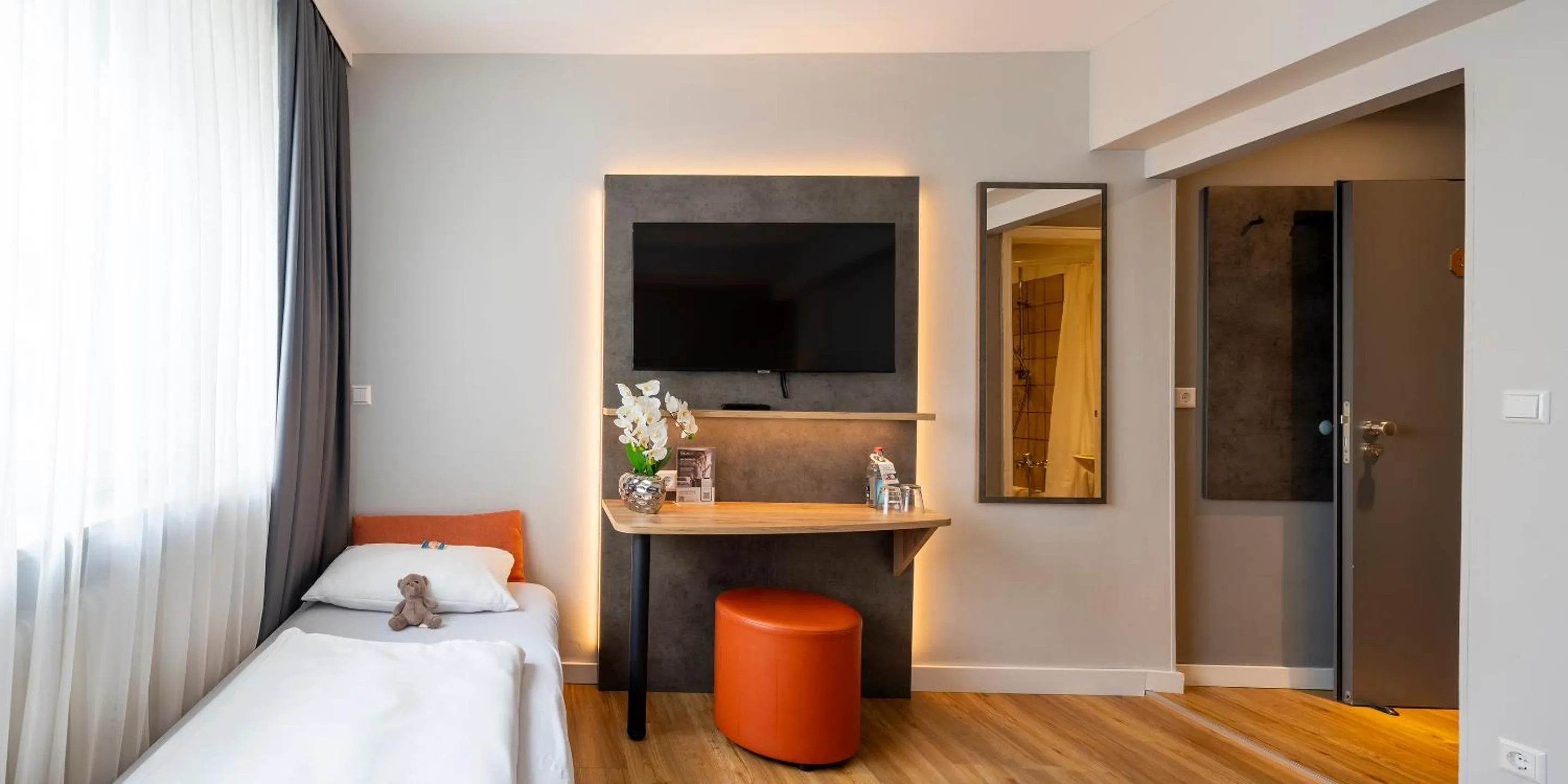 Bed in PLAZA INN Rieker Stuttgart Hauptbahnhof