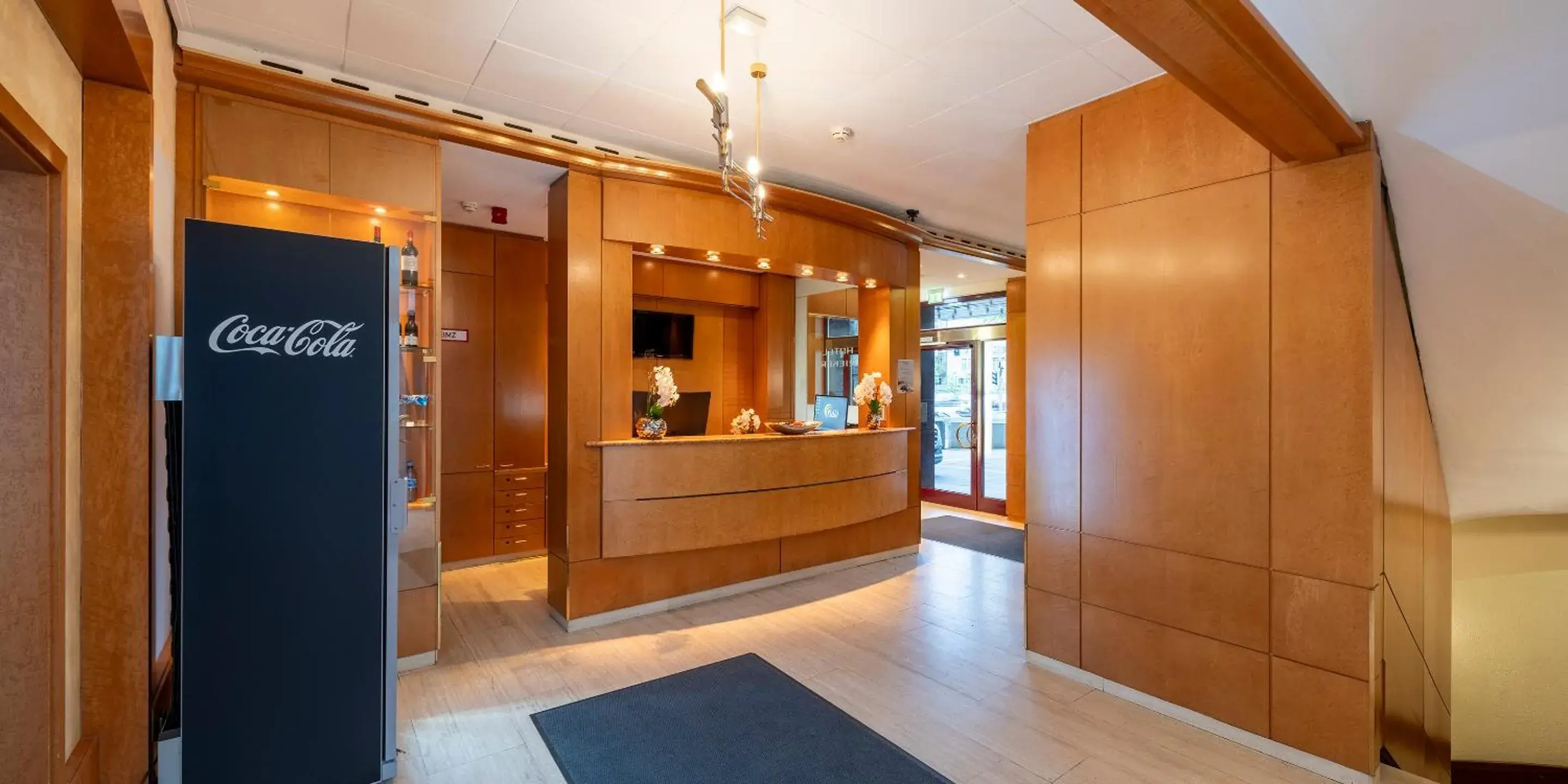 Lobby or reception in PLAZA INN Rieker Stuttgart Hauptbahnhof Lobby or reception in PLAZA INN Rieker Stuttgart Hauptbahnhof