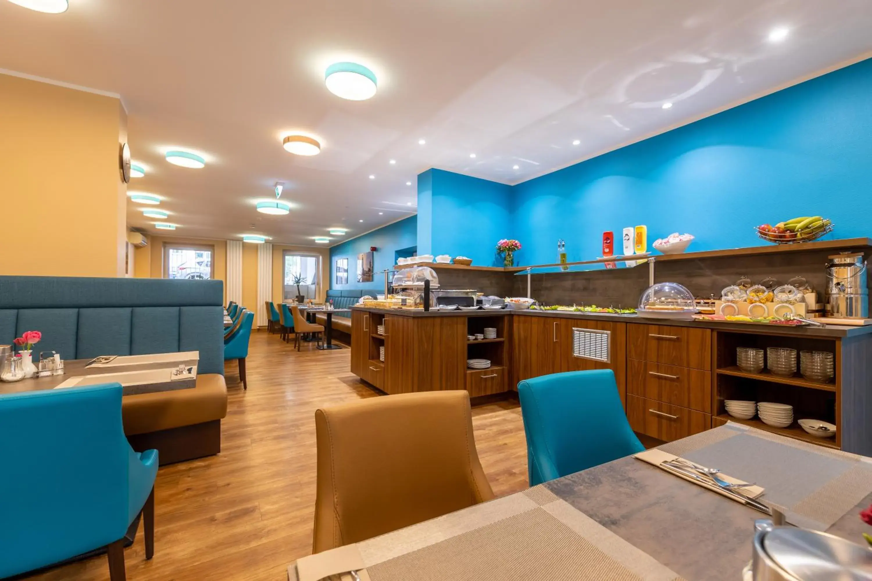 Restaurant/places to eat in Trip Inn Hotel Messe Westend Restaurant/places to eat in Trip Inn Hotel Messe Westend