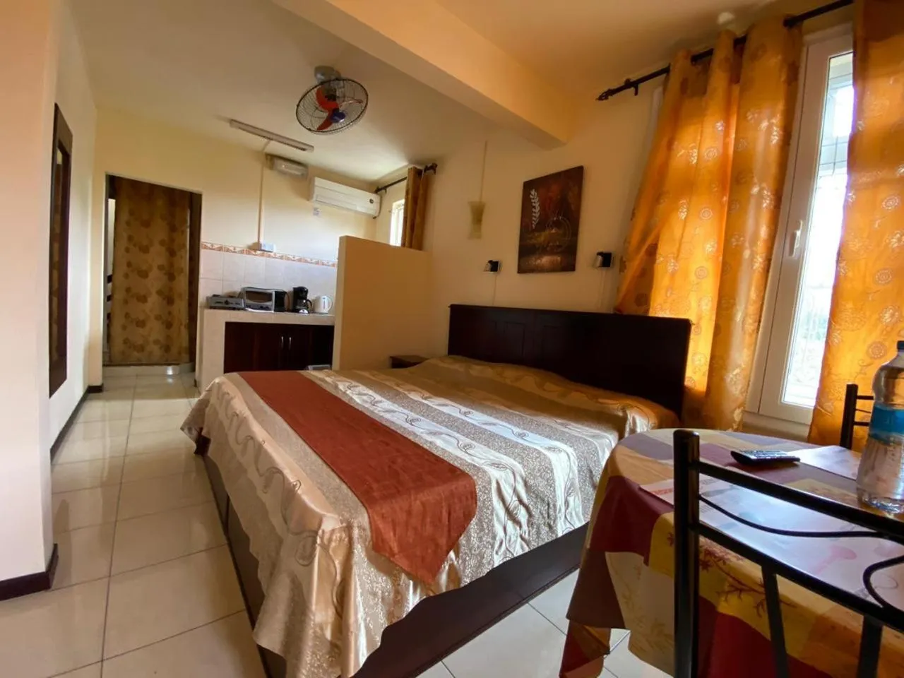 Bed in Monalysa Holidays