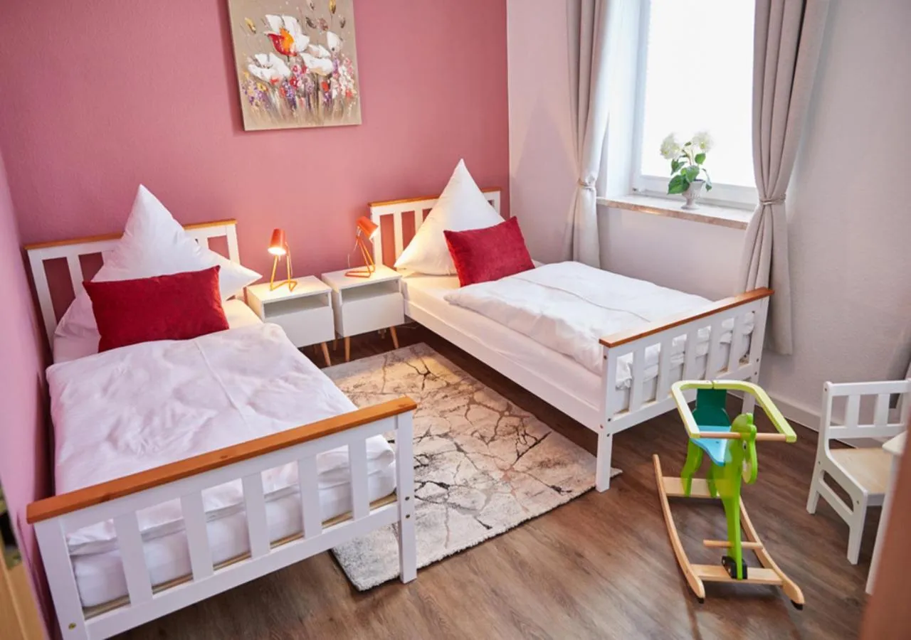 Bedroom, Bed in Cityhotel Bernburg