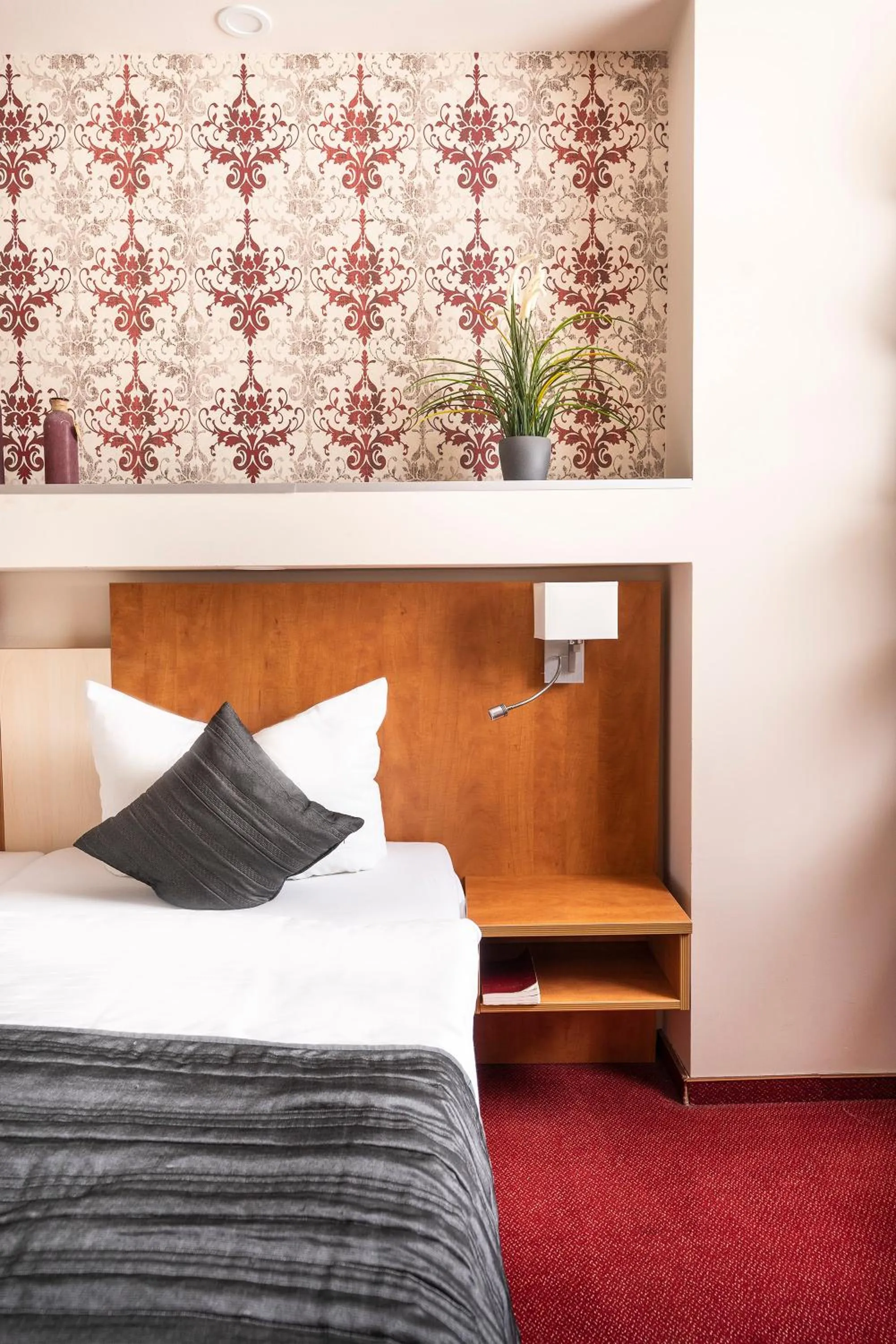 Bed in Cityhotel Bernburg