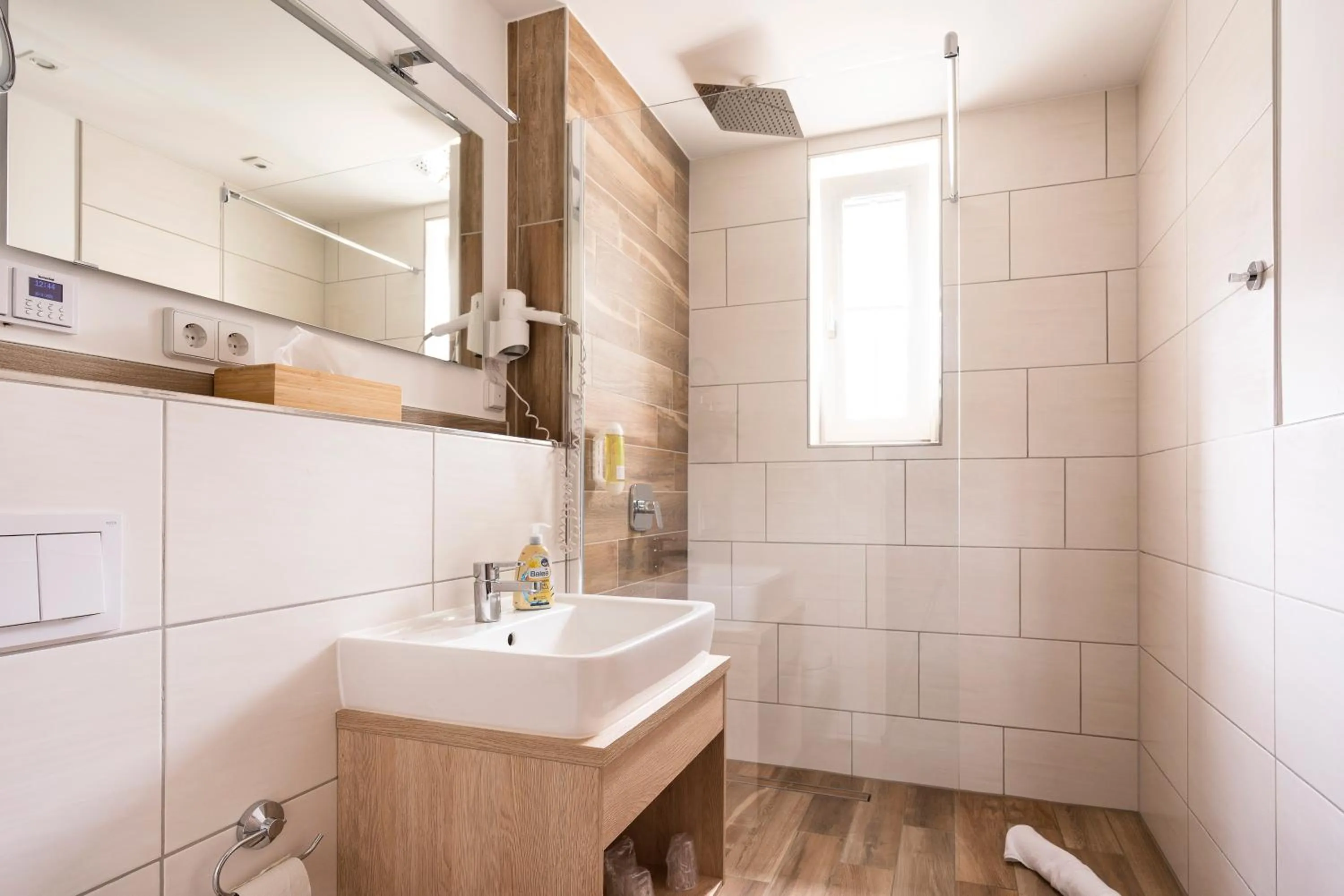 Bathroom in Cityhotel Bernburg