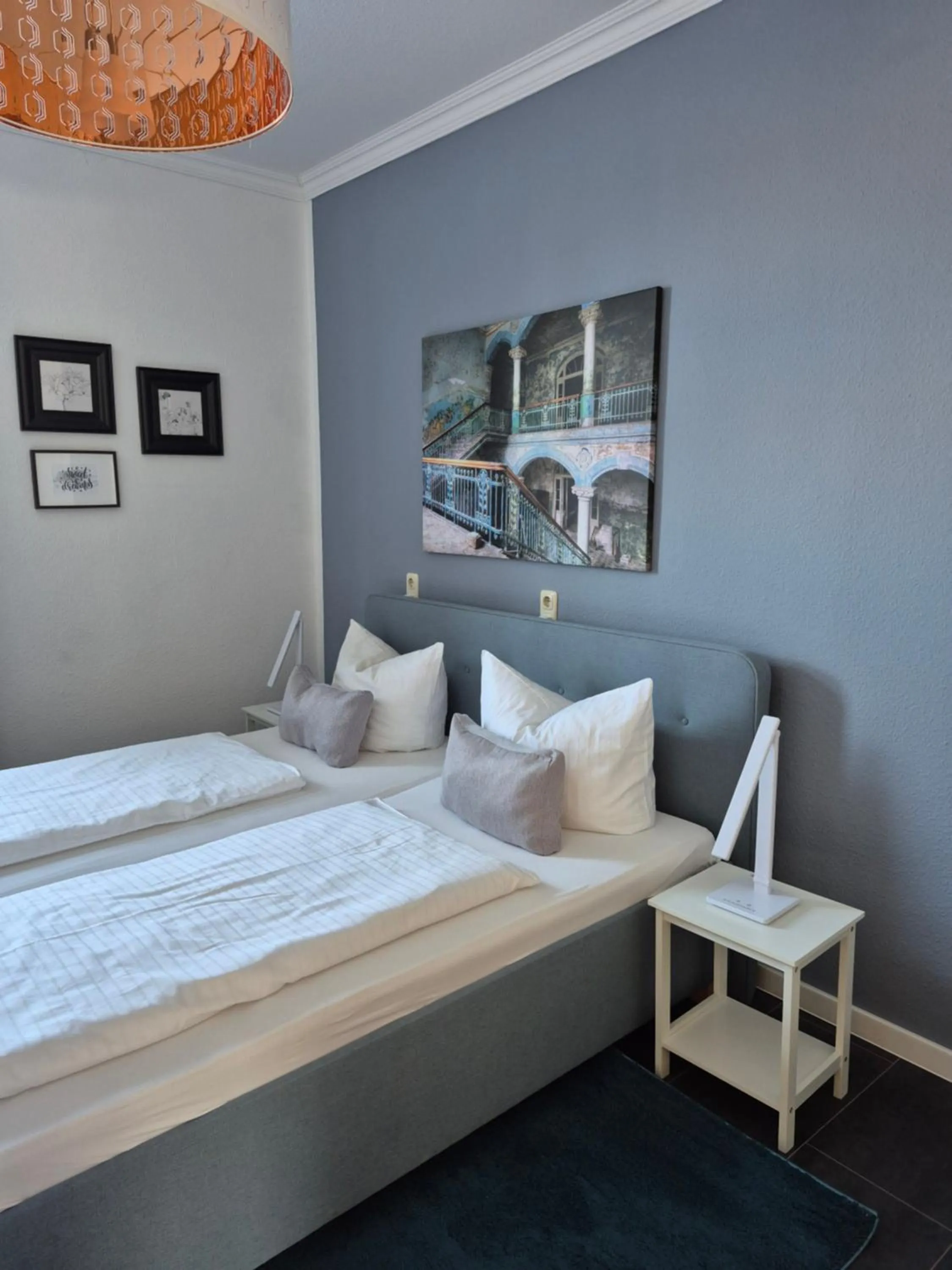 Photo of the whole room, Bed in Cityhotel Bernburg