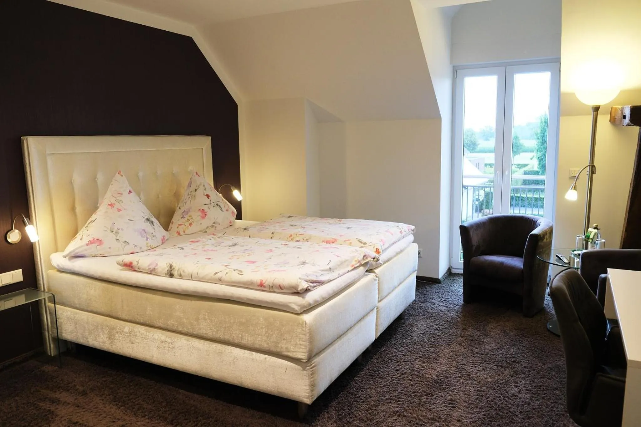 Photo of the whole room, Bed in Landhotel Bartmann