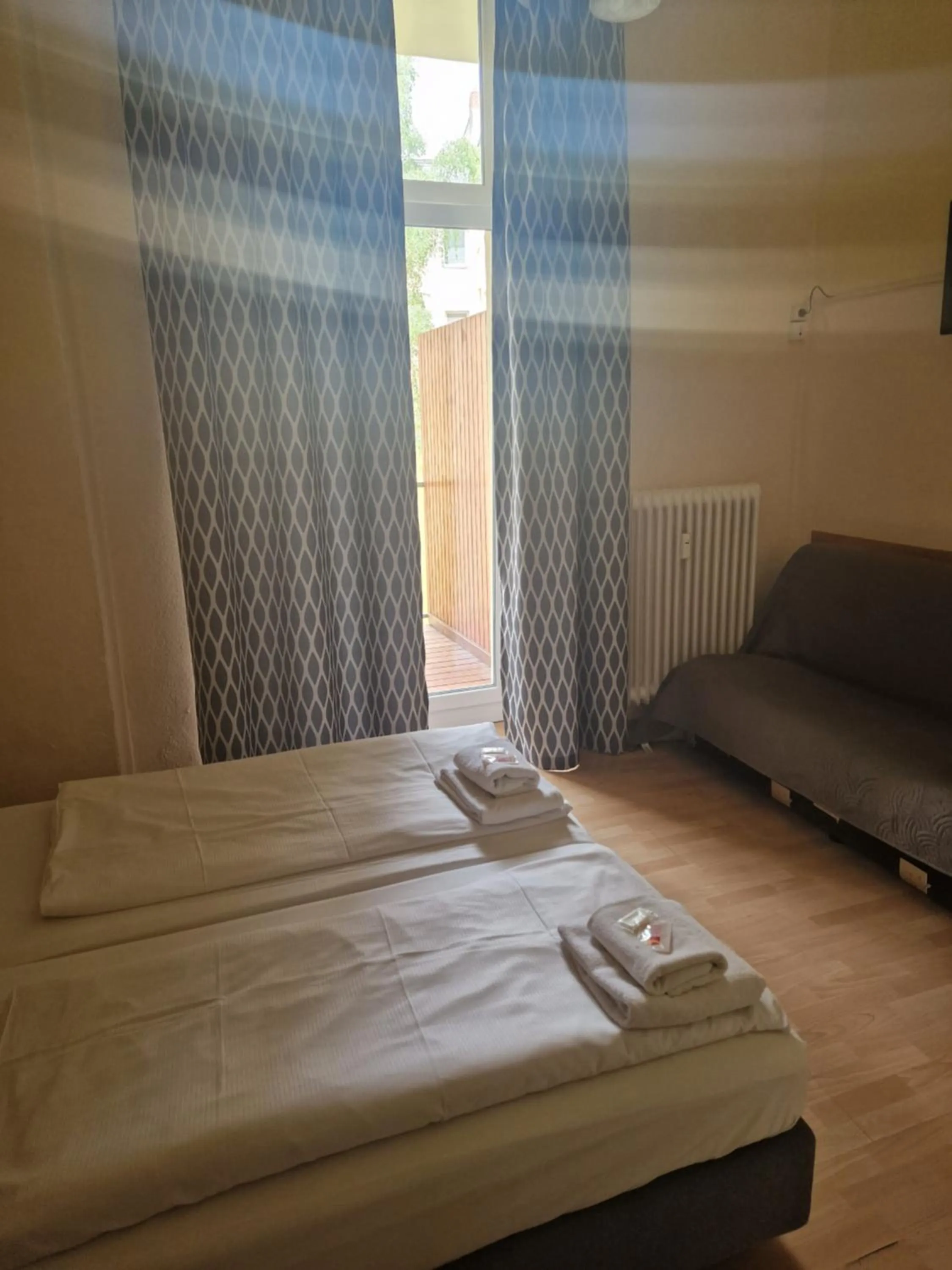 Bed in Hotel Am Stuttgarter Eck