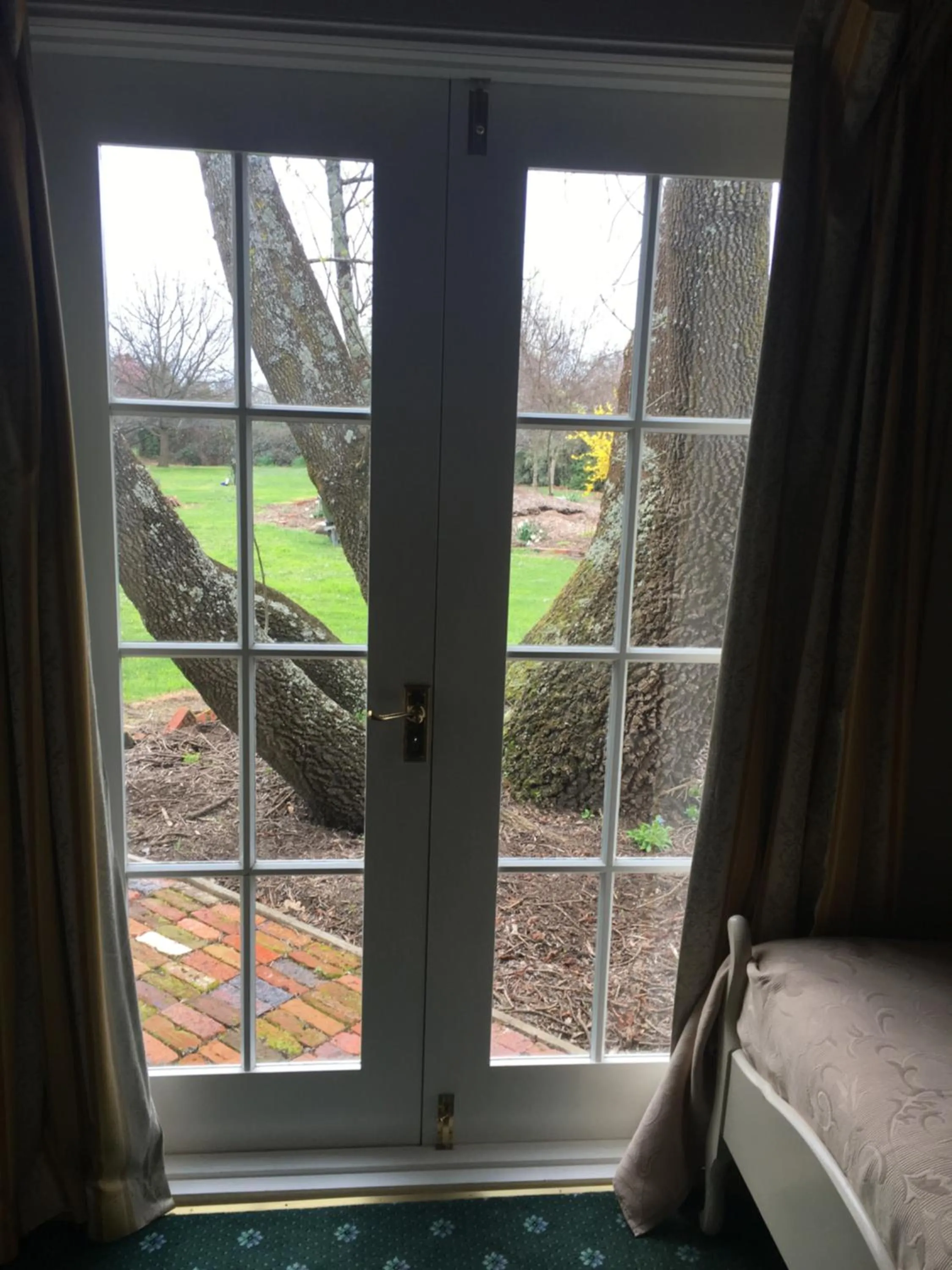 Garden view in Fitzpatricks Inn