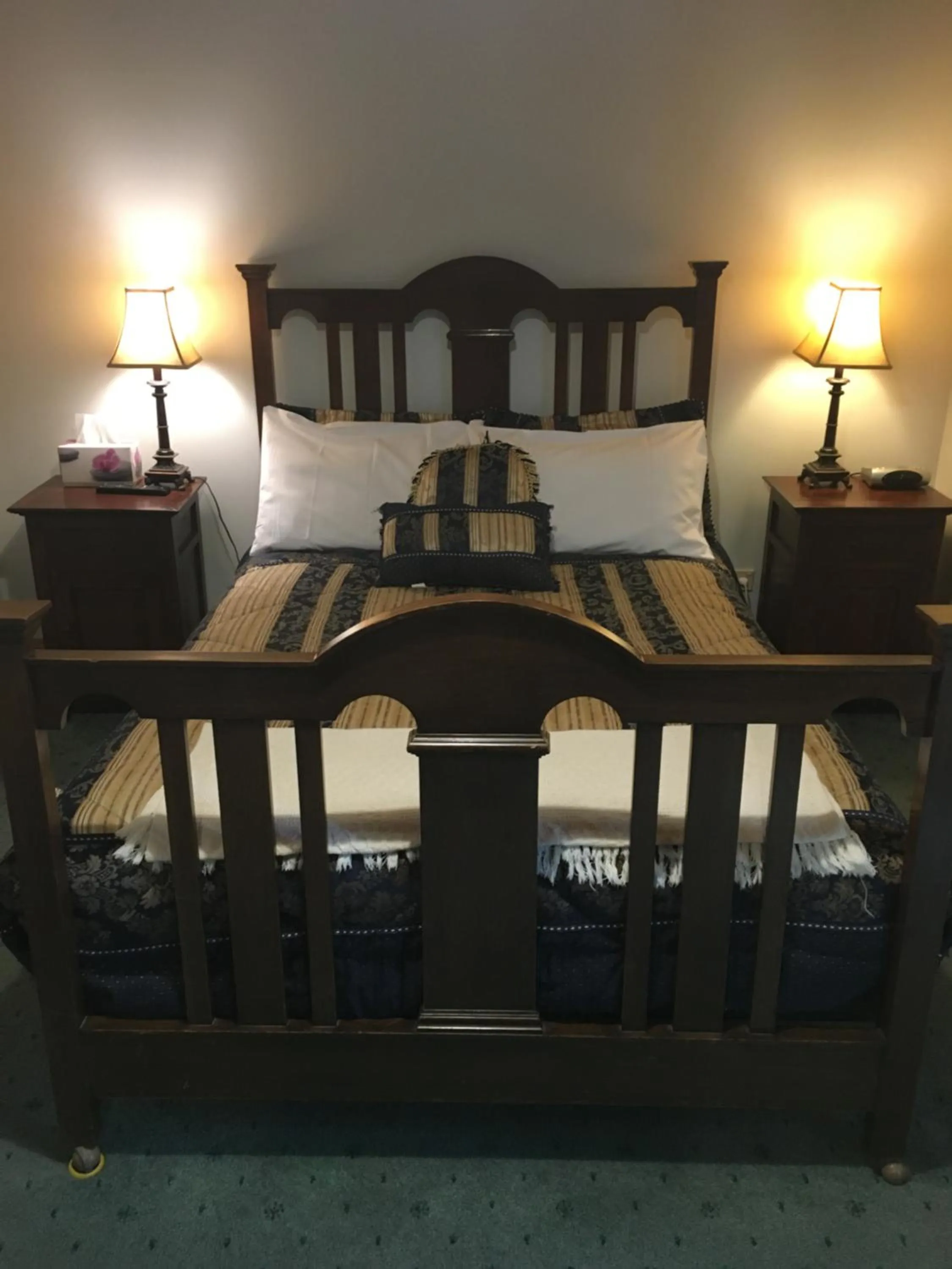 Bed in Fitzpatricks Inn