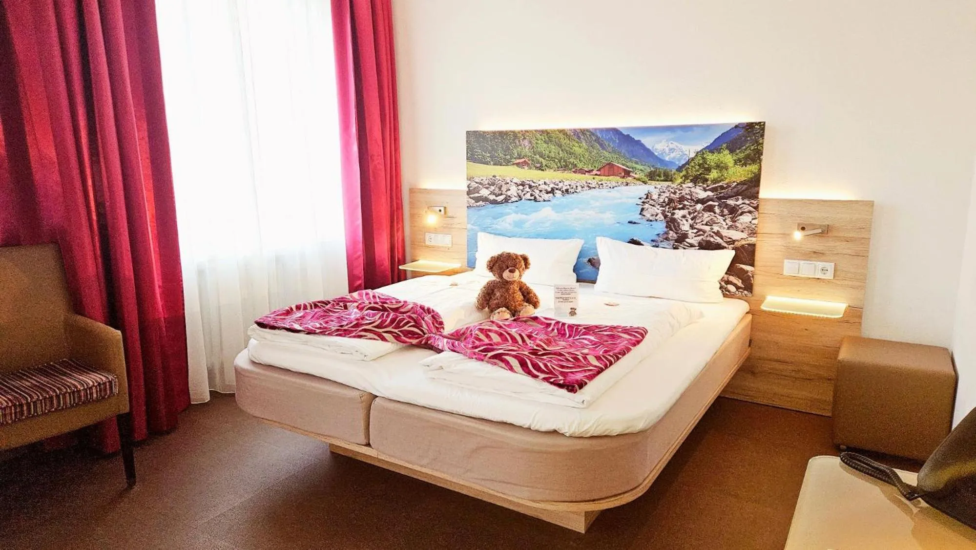 Bedroom, Bed in Hotel Edel Weiss