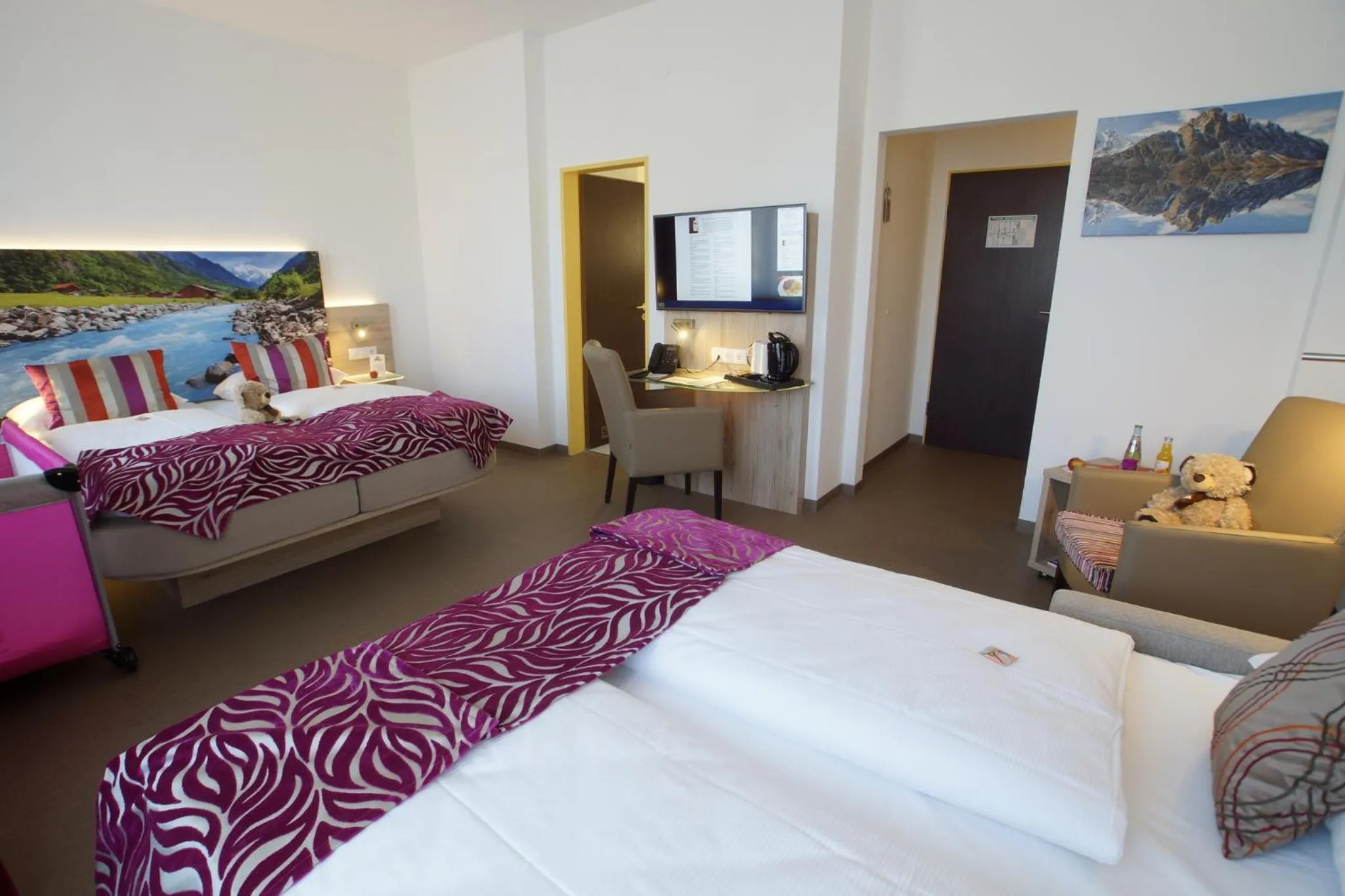 Family, Bed in Hotel Edel Weiss