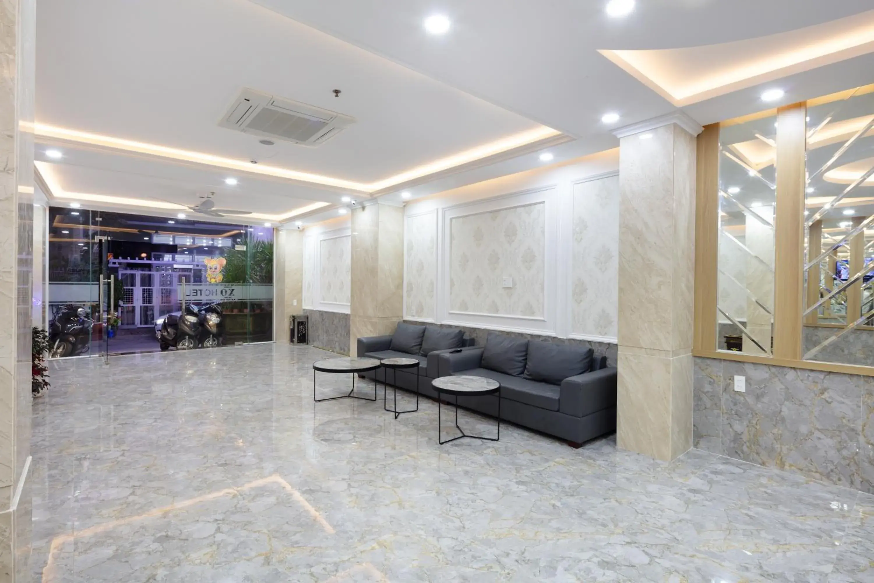 Lobby or reception in XO Hotel & Apartments Lobby or reception in XO Hotel & Apartments