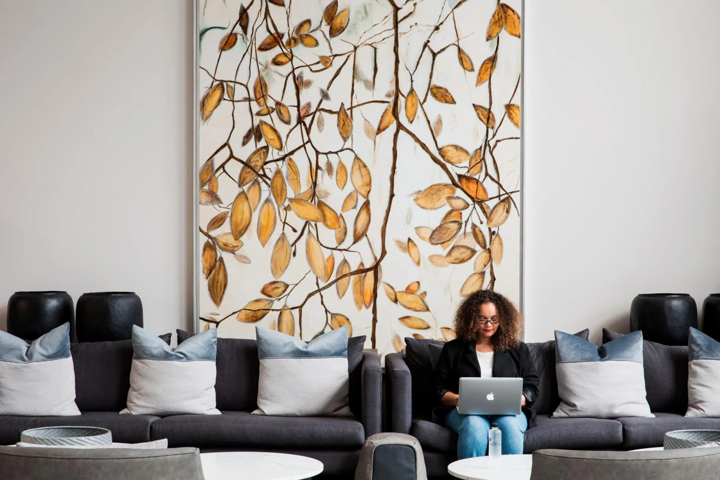 Lounge or bar in The Capital Trilogy Menlyn Maine