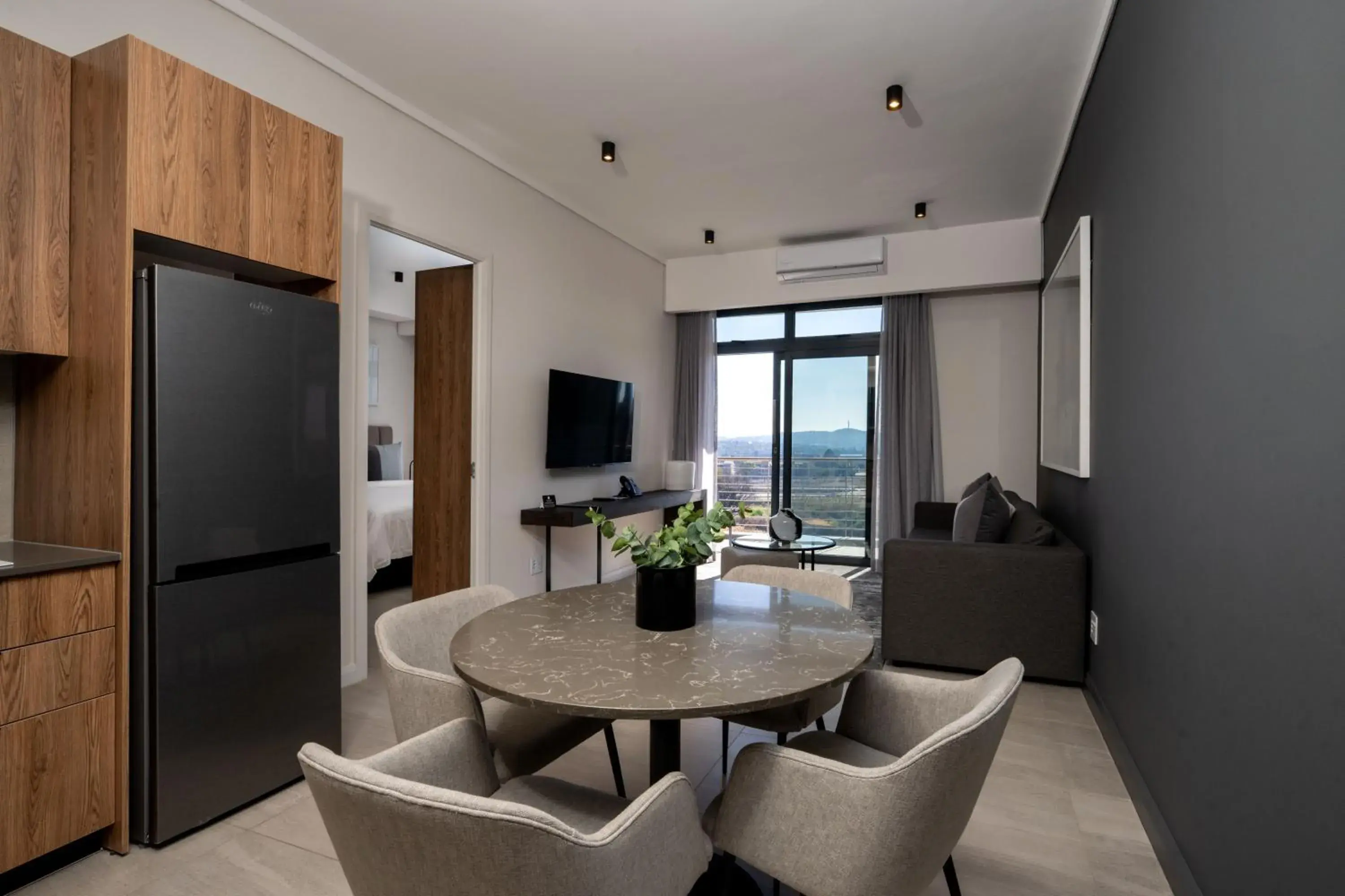 One-Bedroom Apartment with Balcony in The Capital Trilogy Menlyn Maine One-Bedroom Apartment with Balcony in The Capital Trilogy Menlyn Maine