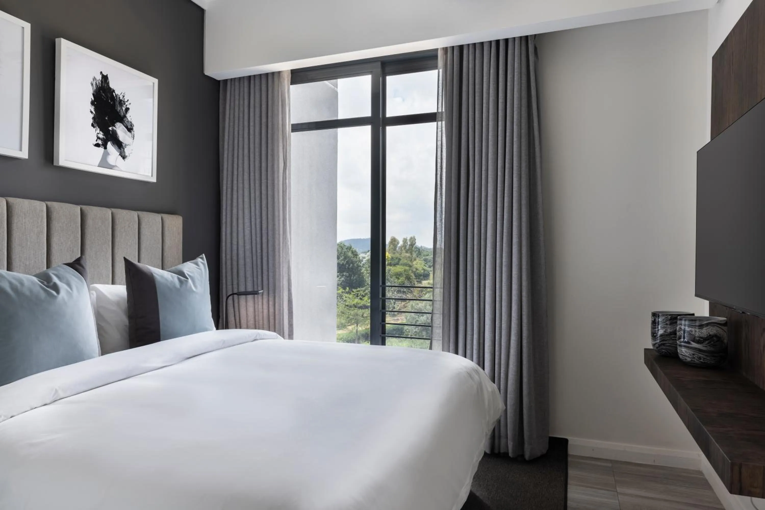 Bed in The Capital Trilogy Menlyn Maine