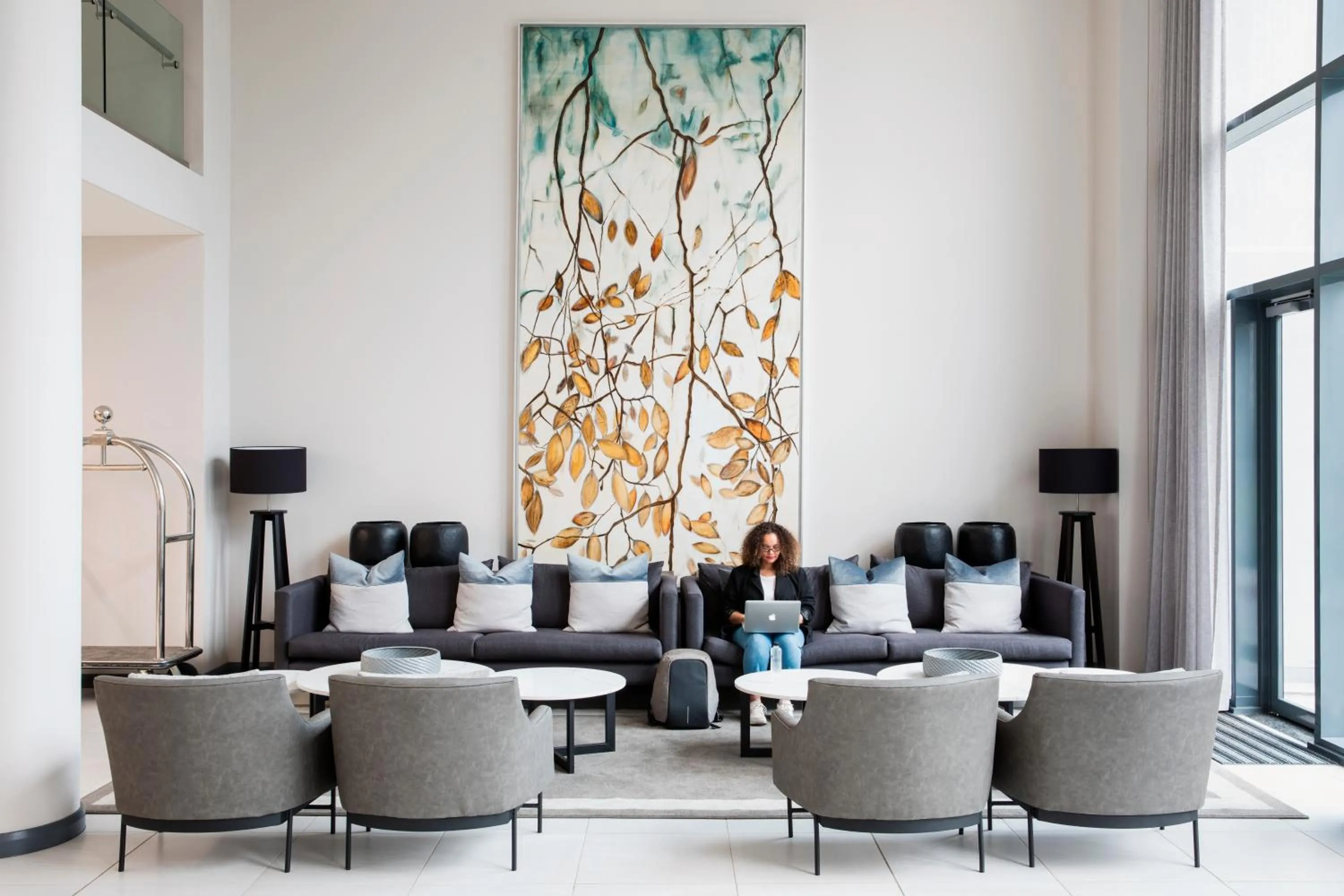 Lounge or bar in The Capital Trilogy Menlyn Maine