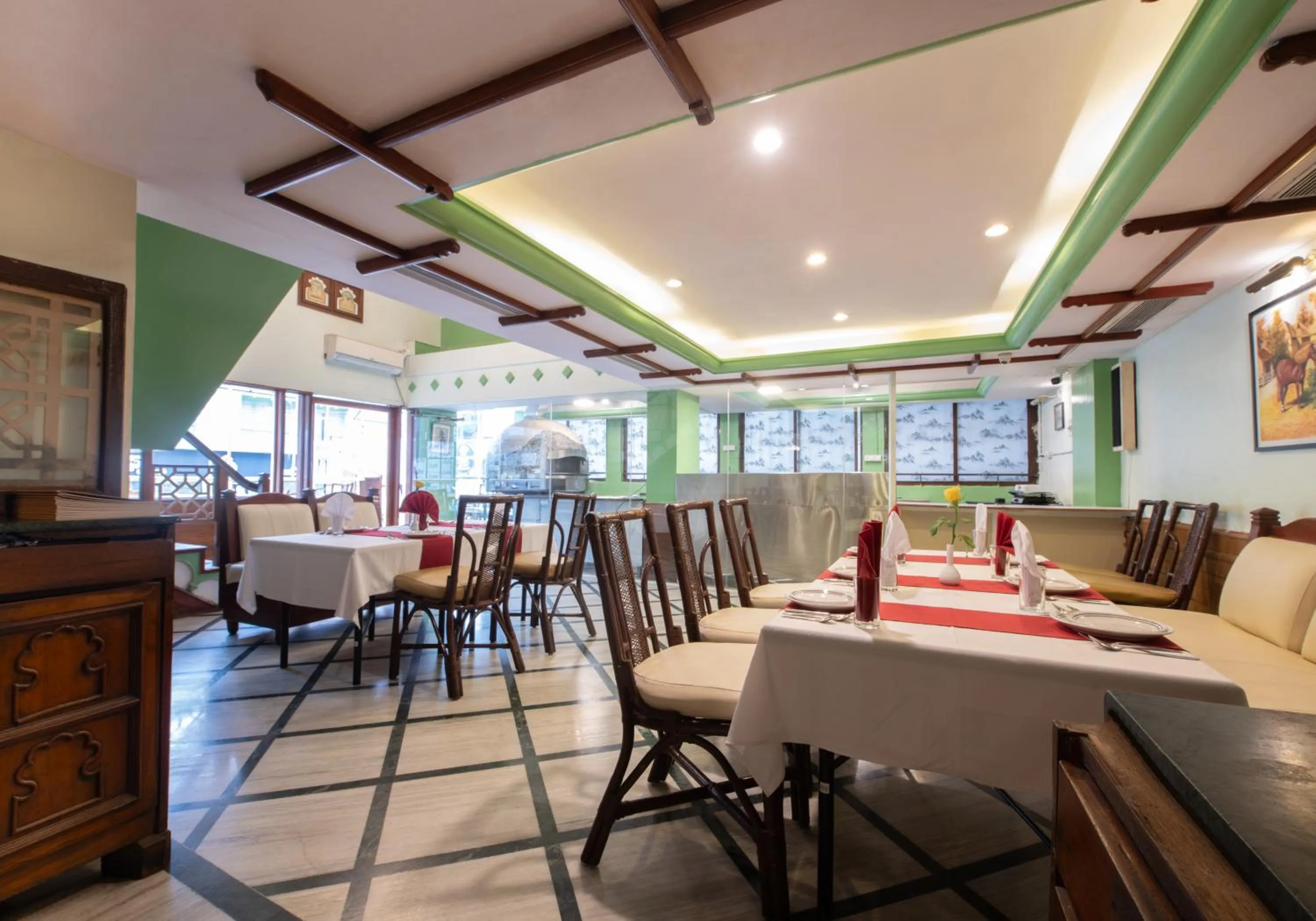 Restaurant/places to eat in Nahar Heritage Hotel