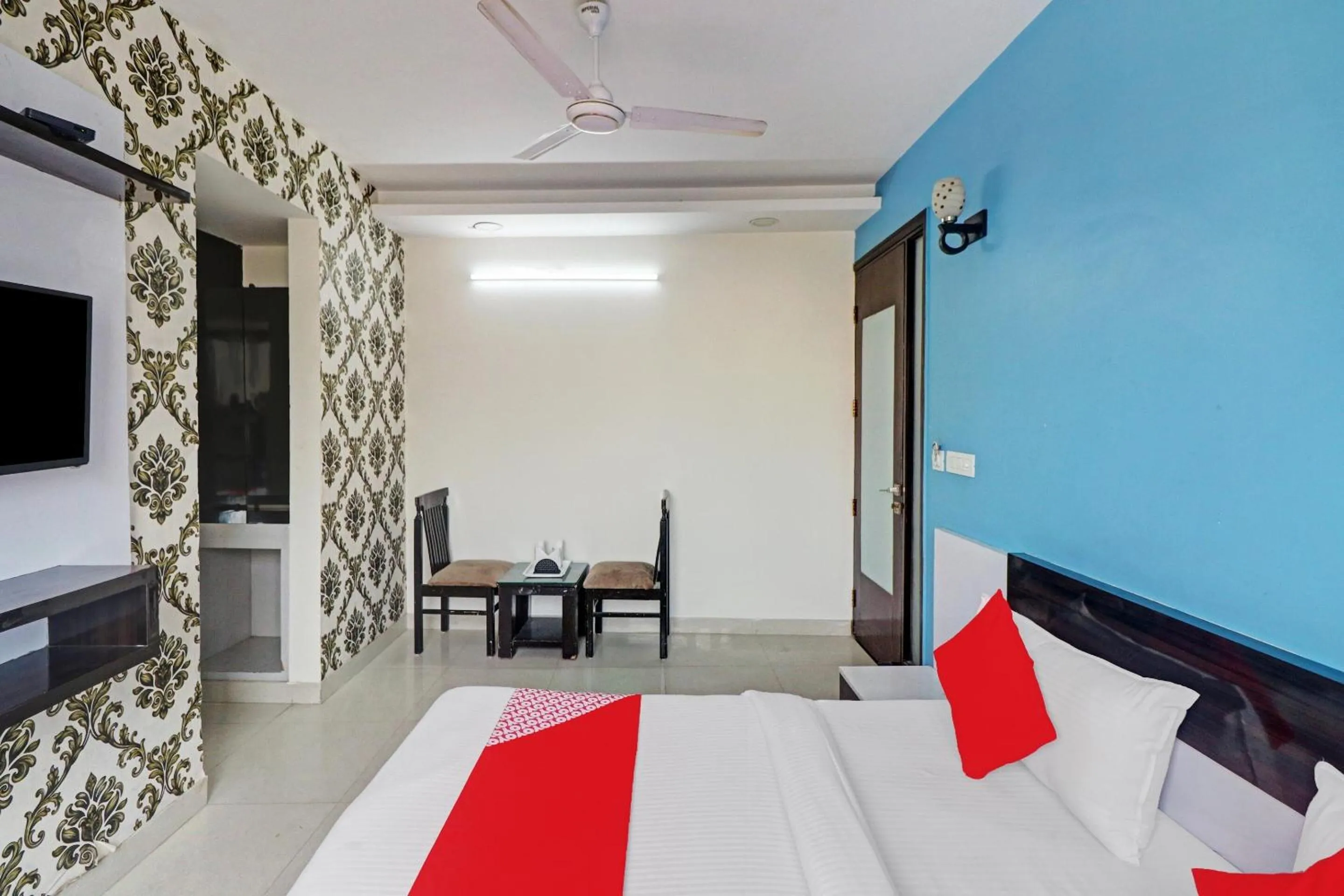 Bedroom in Hotel O Star Inn