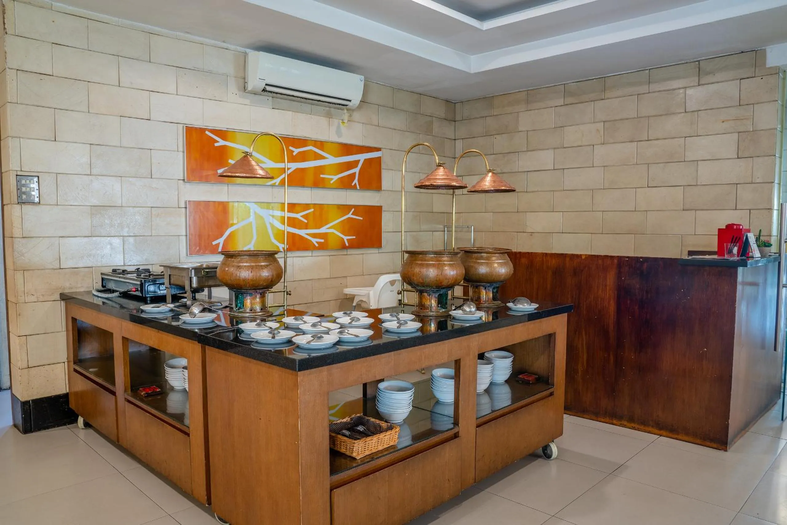 Restaurant/places to eat in Hotel Alia Cikini