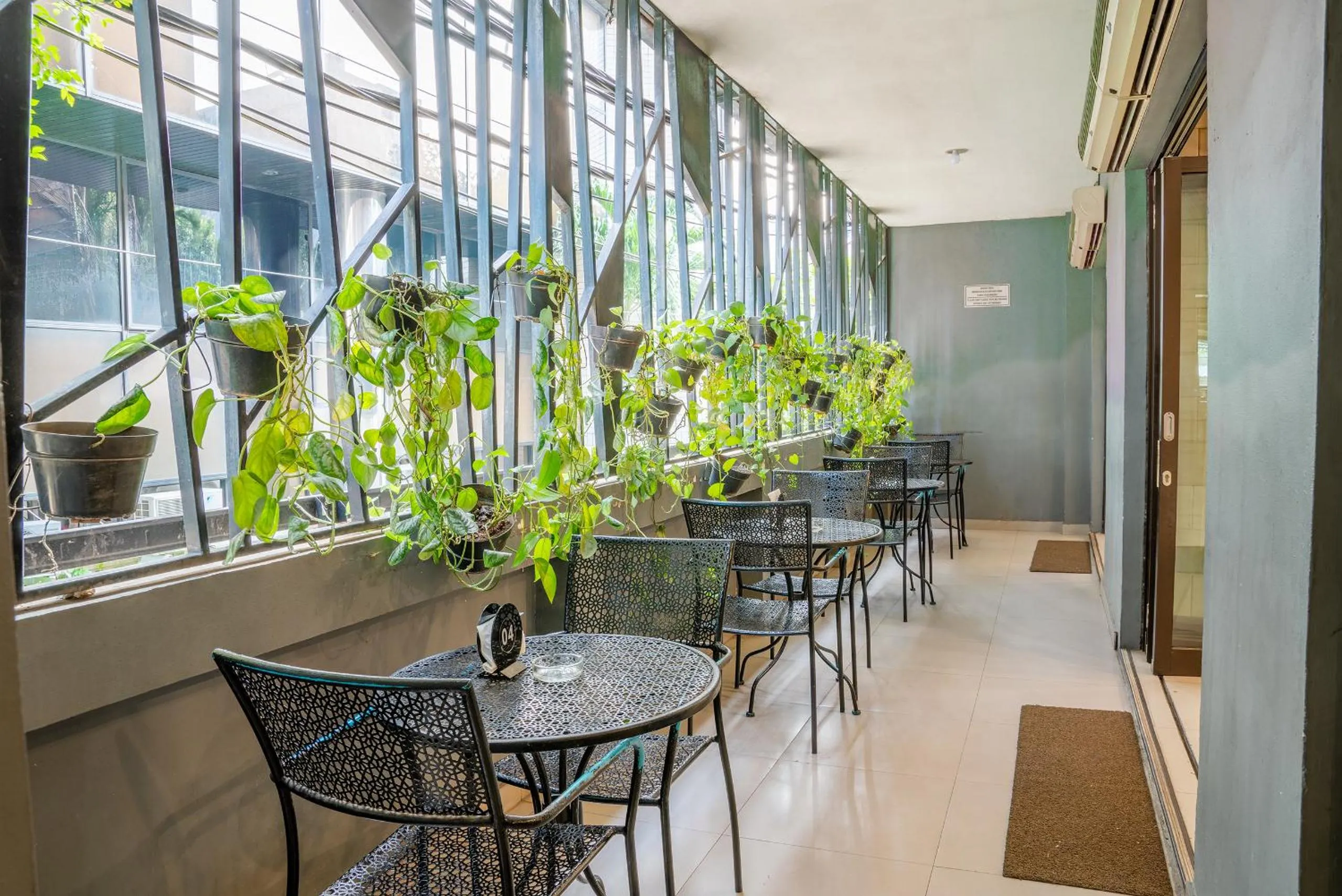 Restaurant/places to eat in Hotel Alia Cikini