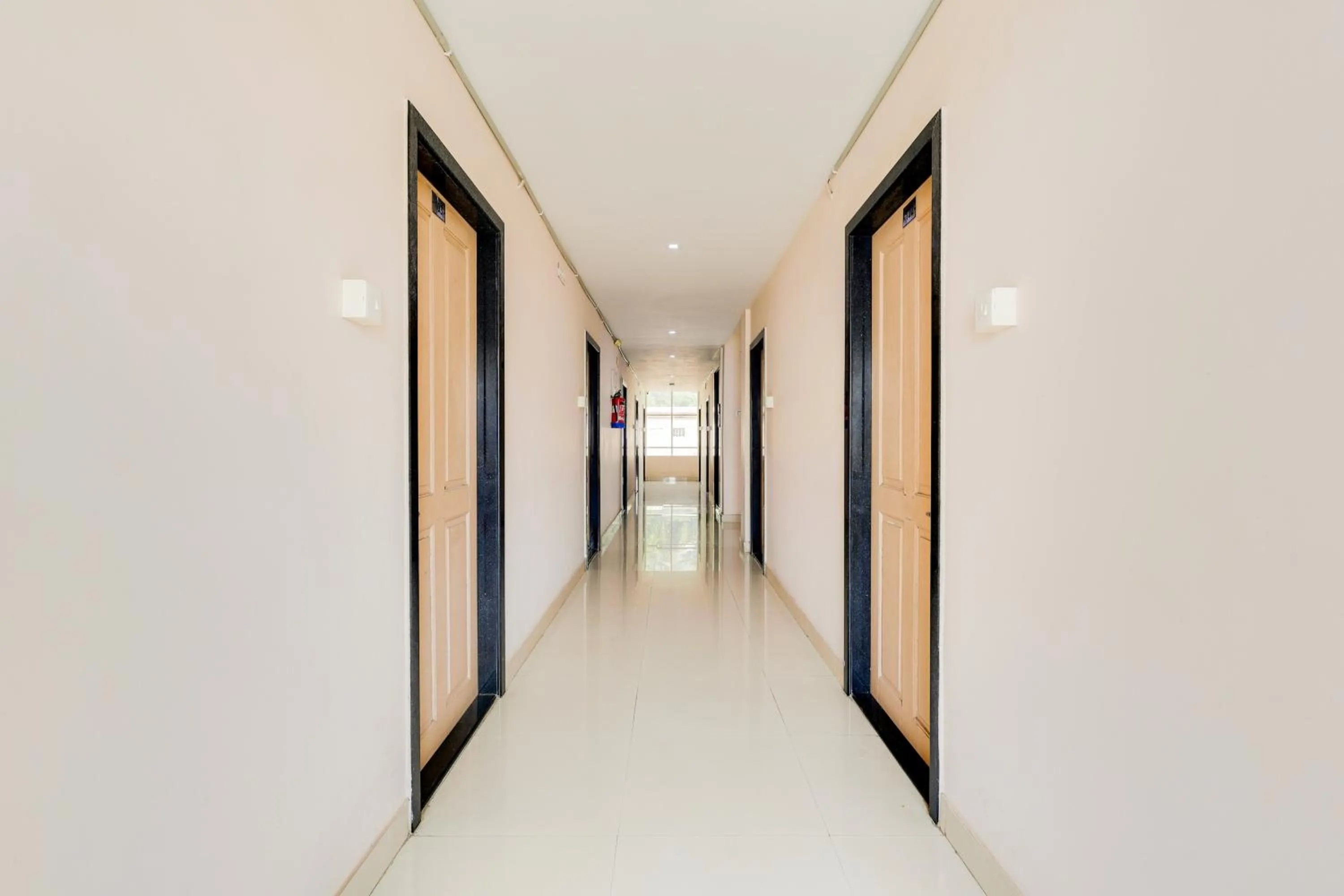 Lobby or reception in Super Collection O Kakinada near JNTU