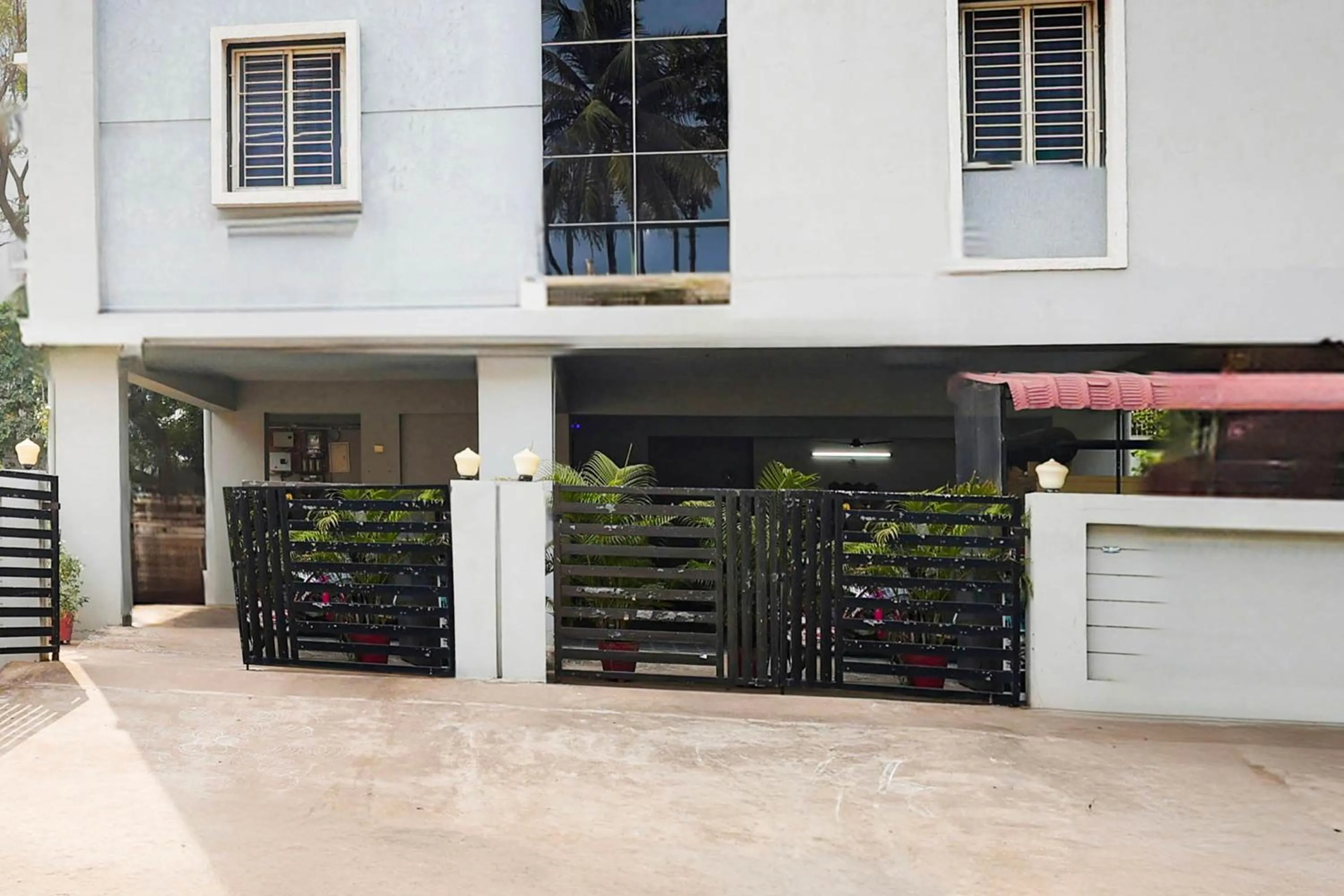 Facade/entrance in Super Collection O Kakinada near JNTU