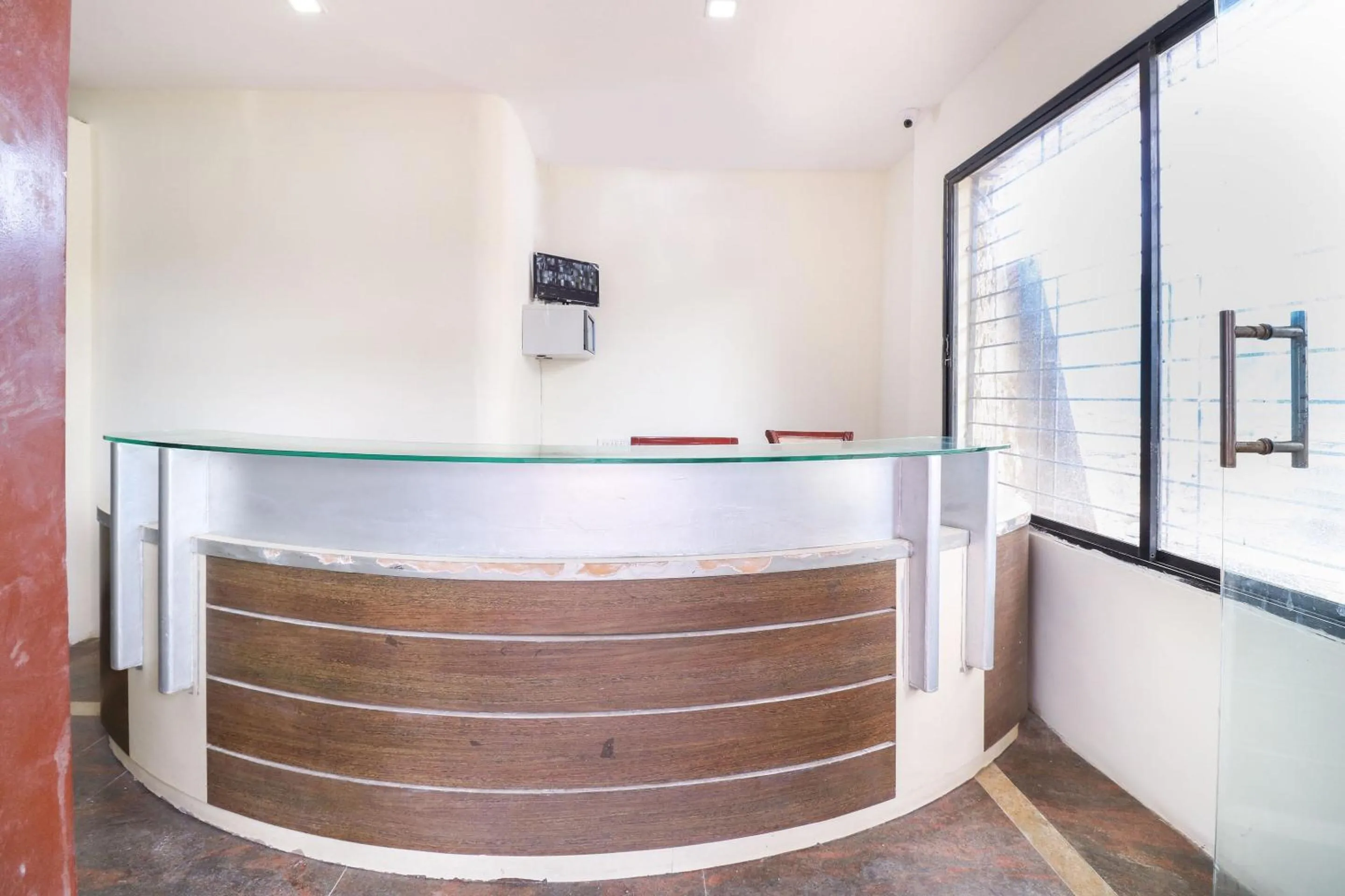 Lobby or reception in Hotel O The Royal International Hotel