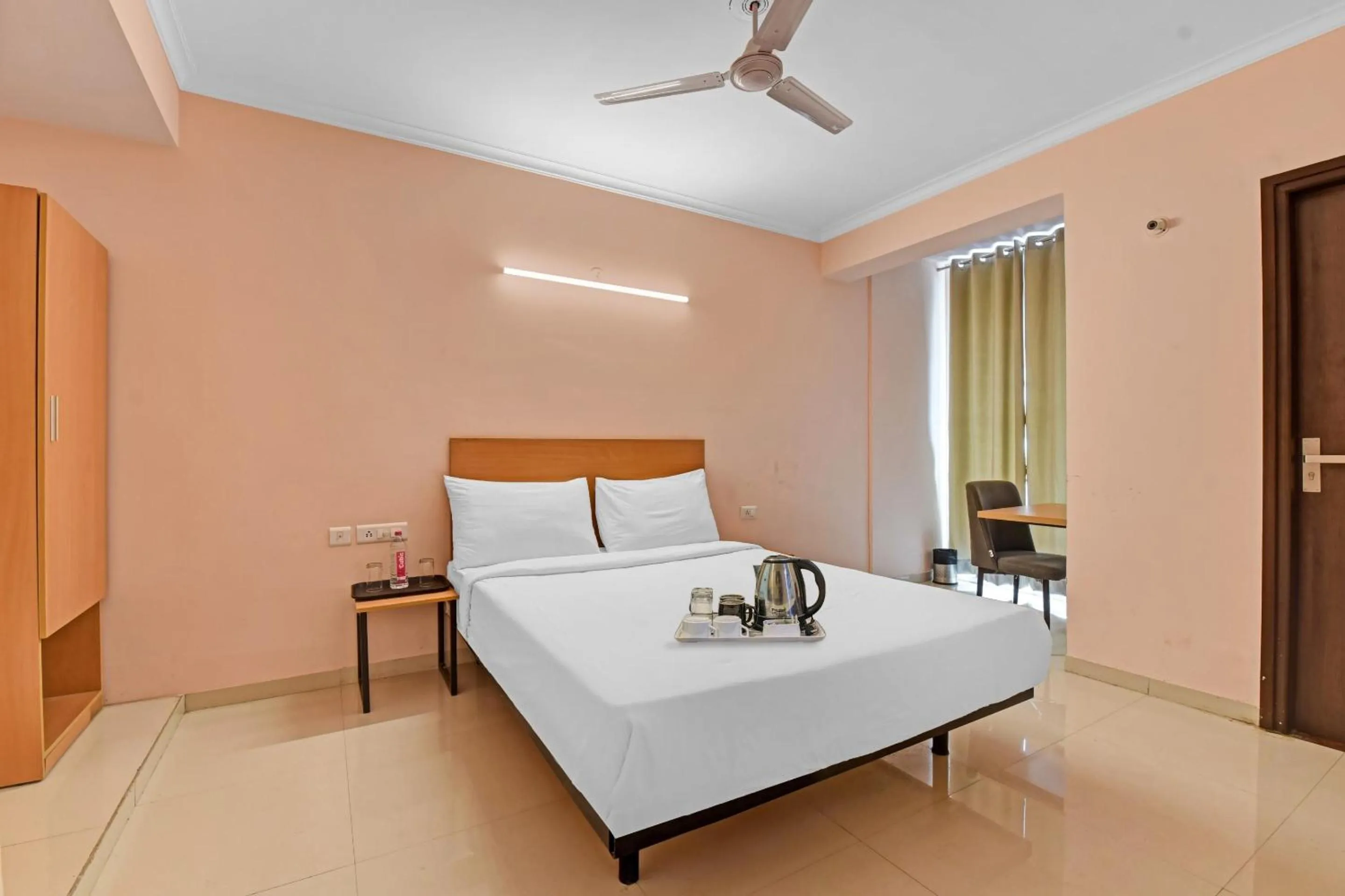 Bedroom, Bed in Hotel O townhouse