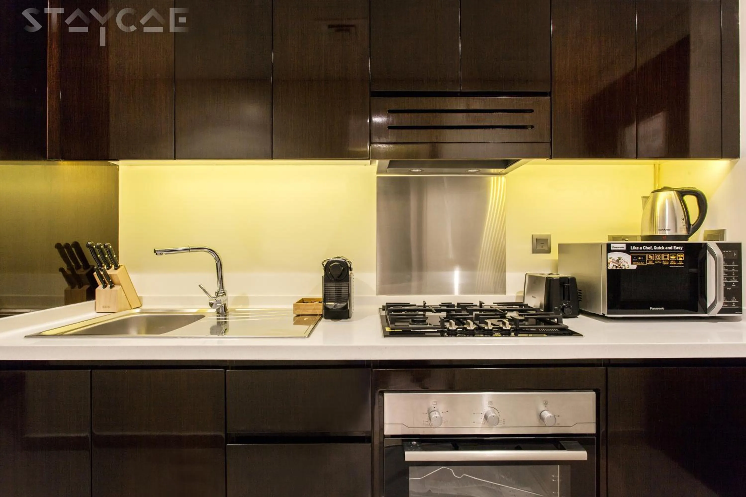 Coffee/tea facilities in Staycae Holiday Homes - Majestine