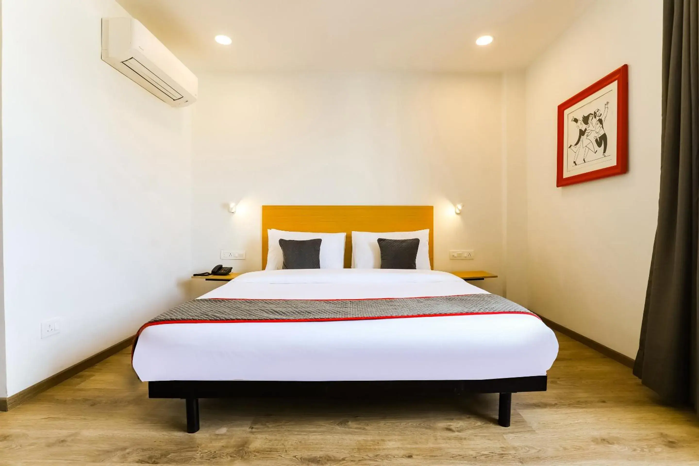 Bedroom, Bed in Super Townhouse Prithvi Resort Near Phoenix Palassio Bedroom, Bed in Super Townhouse Prithvi Resort Near Phoenix Palassio