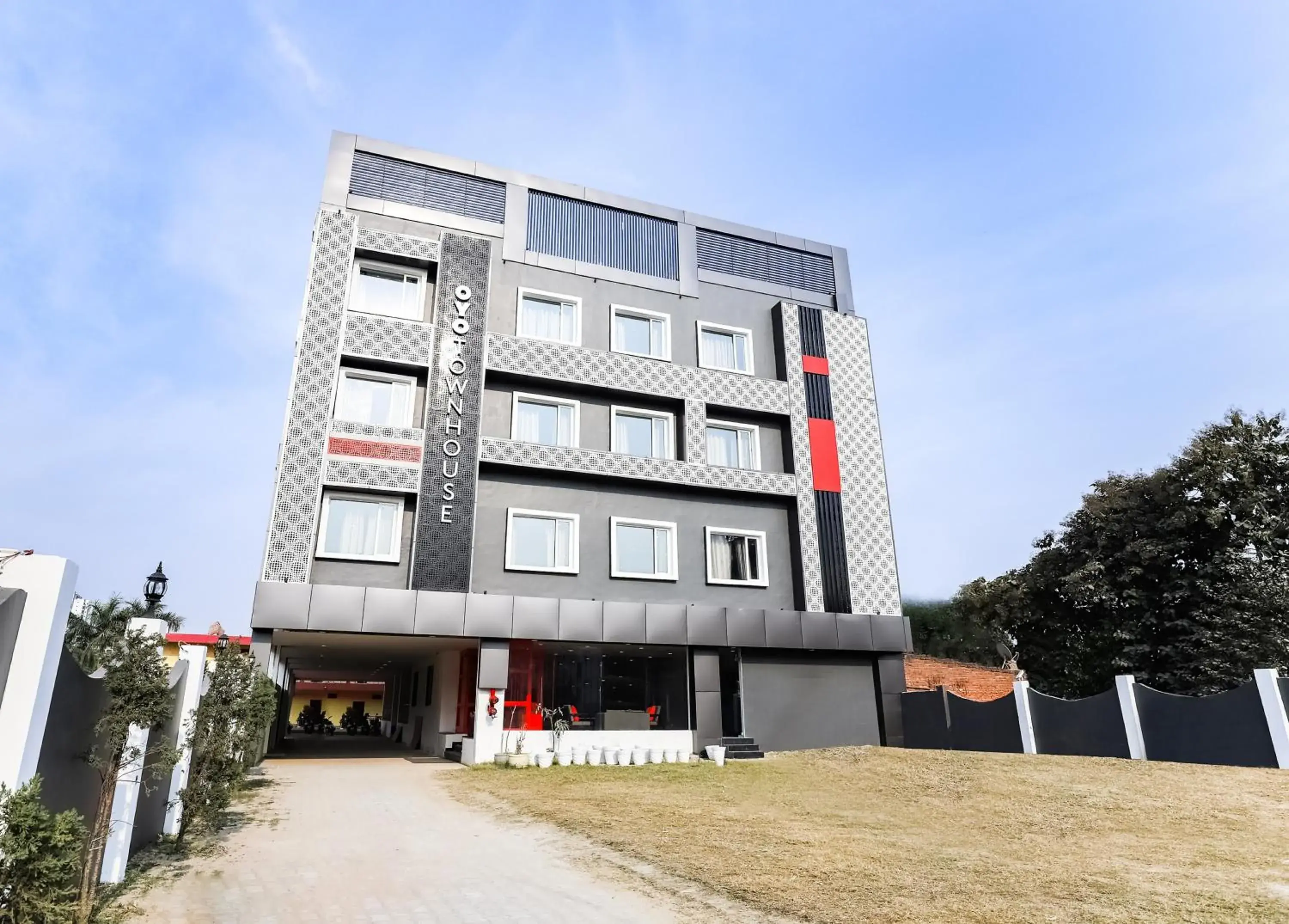 Facade/entrance in Super Townhouse Prithvi Resort Near Phoenix Palassio Facade/entrance in Super Townhouse Prithvi Resort Near Phoenix Palassio