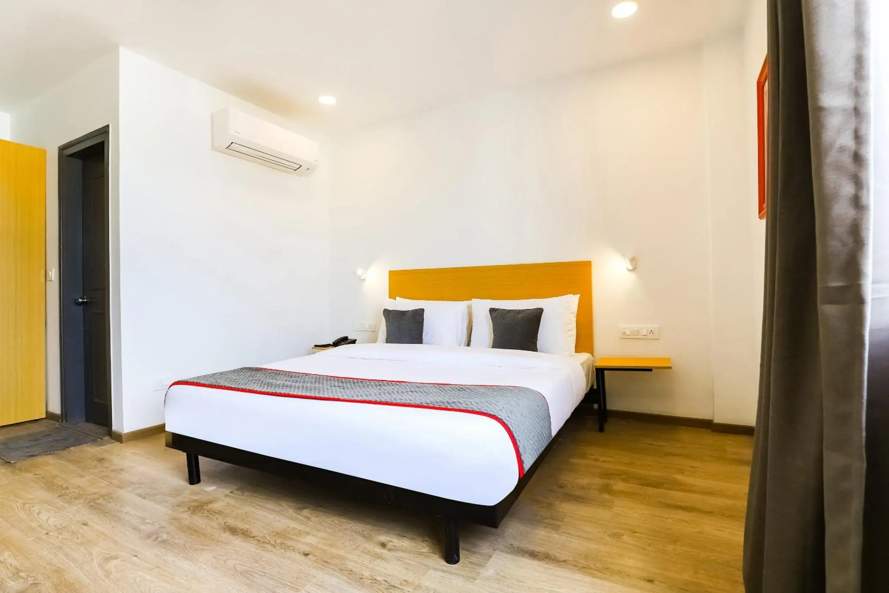 Bedroom, Bed in Super Townhouse Prithvi Resort Near Phoenix Palassio Bedroom, Bed in Super Townhouse Prithvi Resort Near Phoenix Palassio