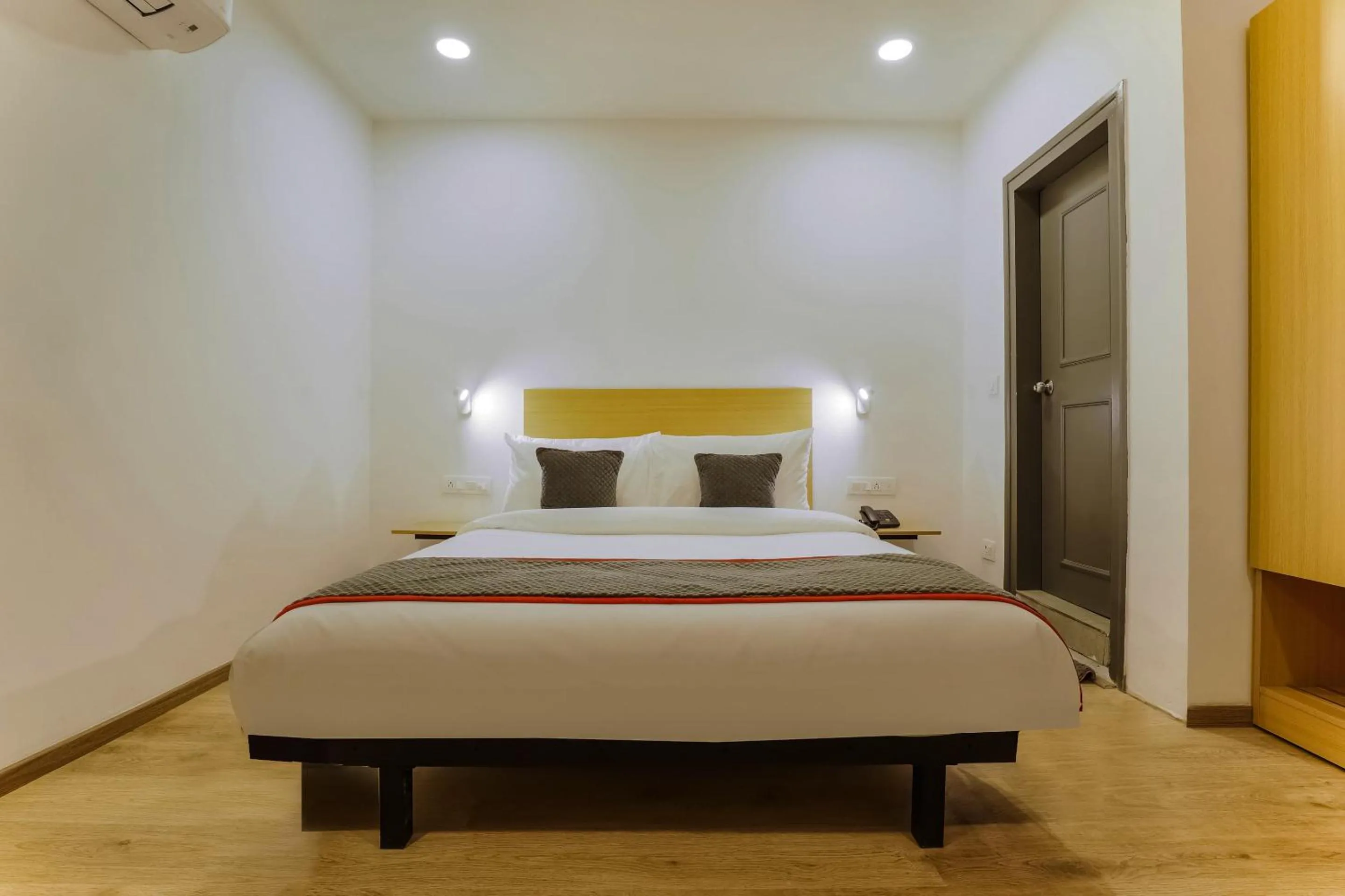 Bedroom, Bed in Townhouse Prithvi Resort Near Phoenix Palassio