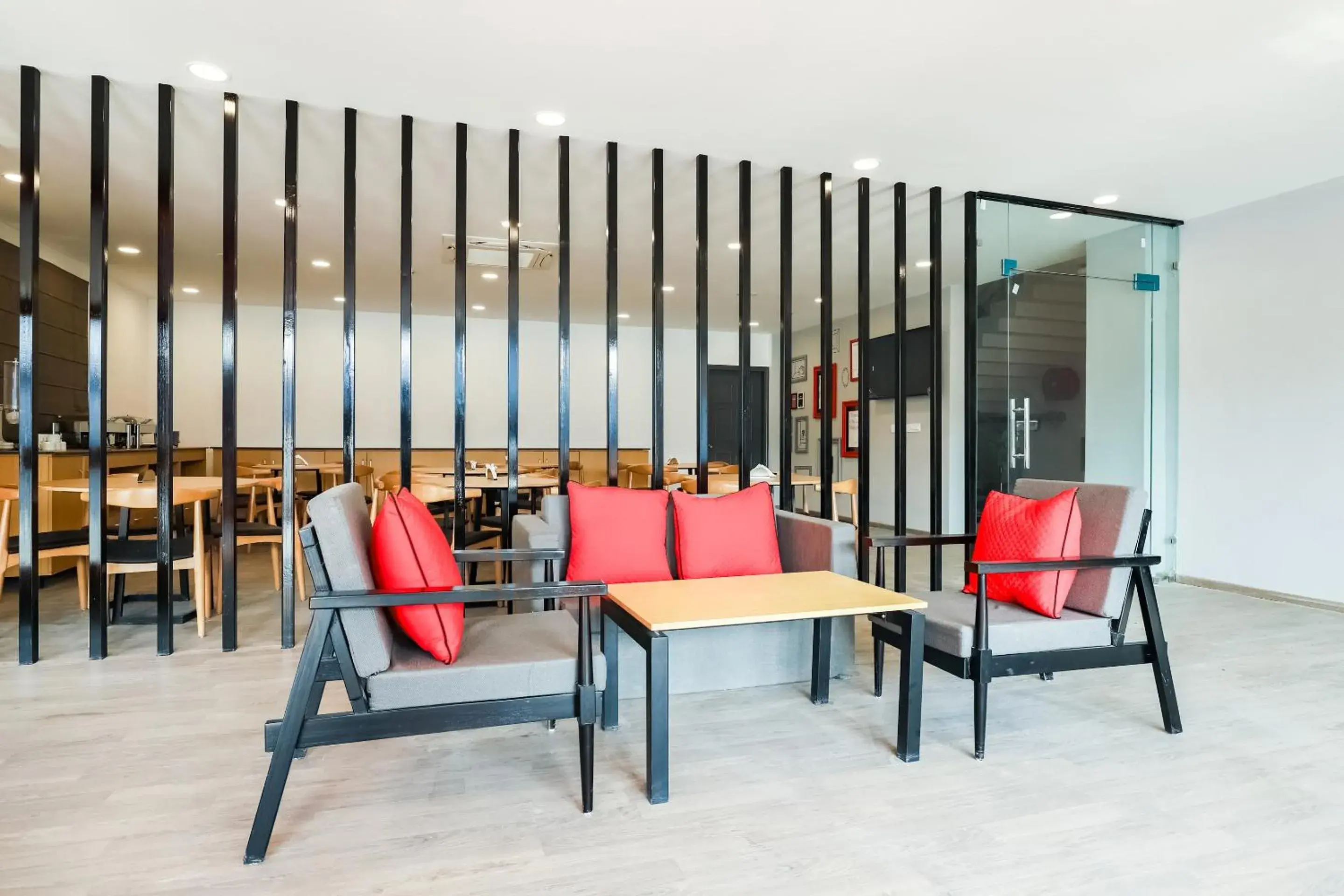 Lobby or reception in Super Townhouse Prithvi Resort Near Phoenix Palassio Lobby or reception in Super Townhouse Prithvi Resort Near Phoenix Palassio