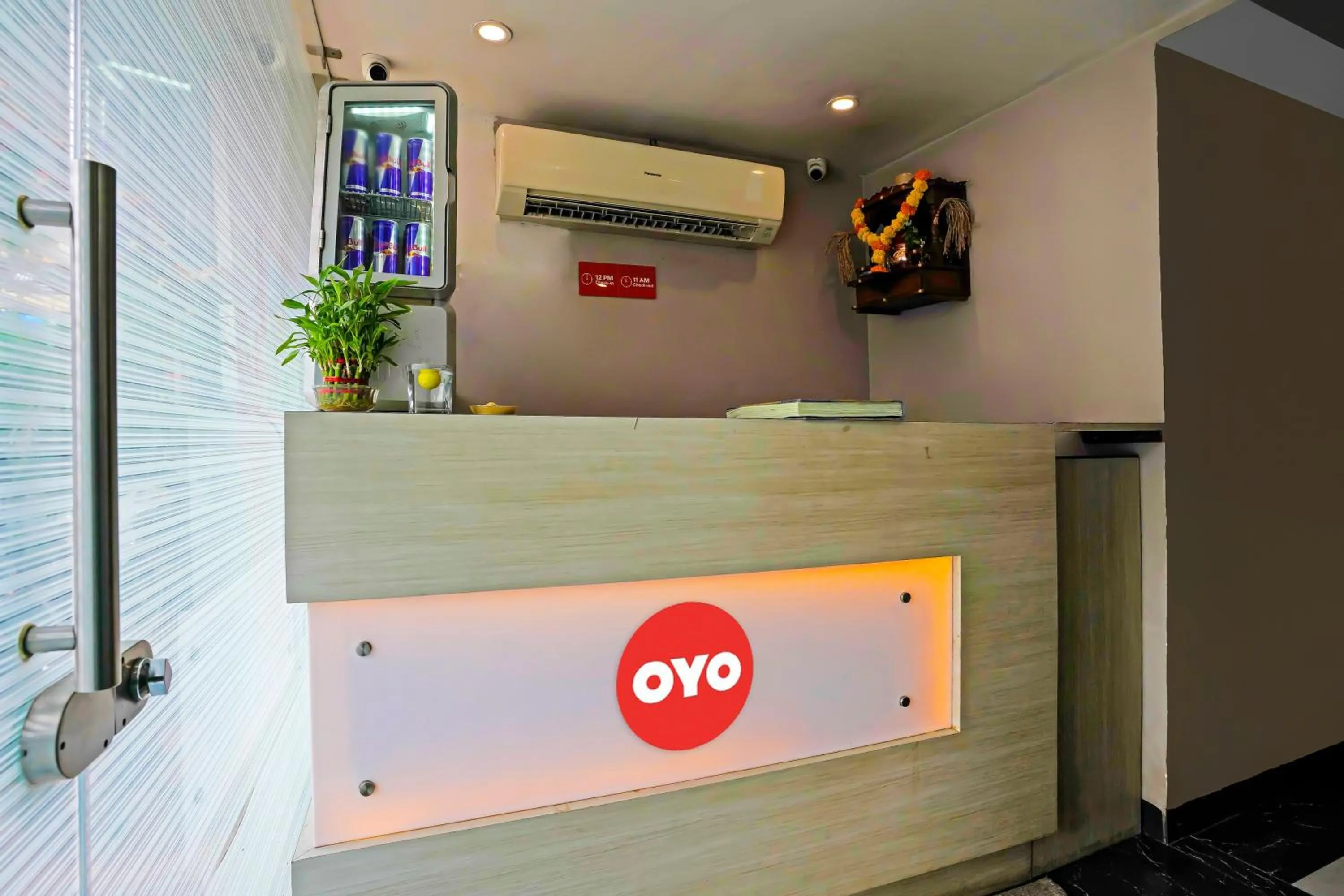 Lobby or reception in Hotel O Homestay Andheri East